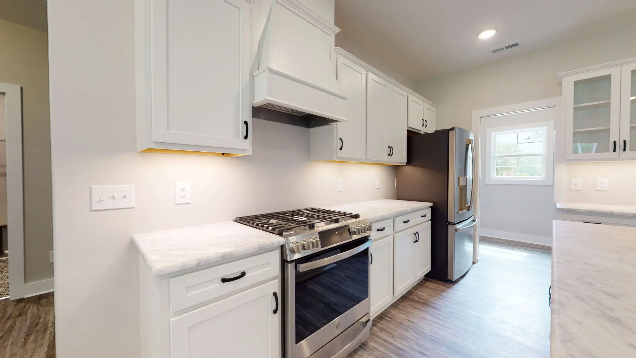 Amelia - Interior Photo 45