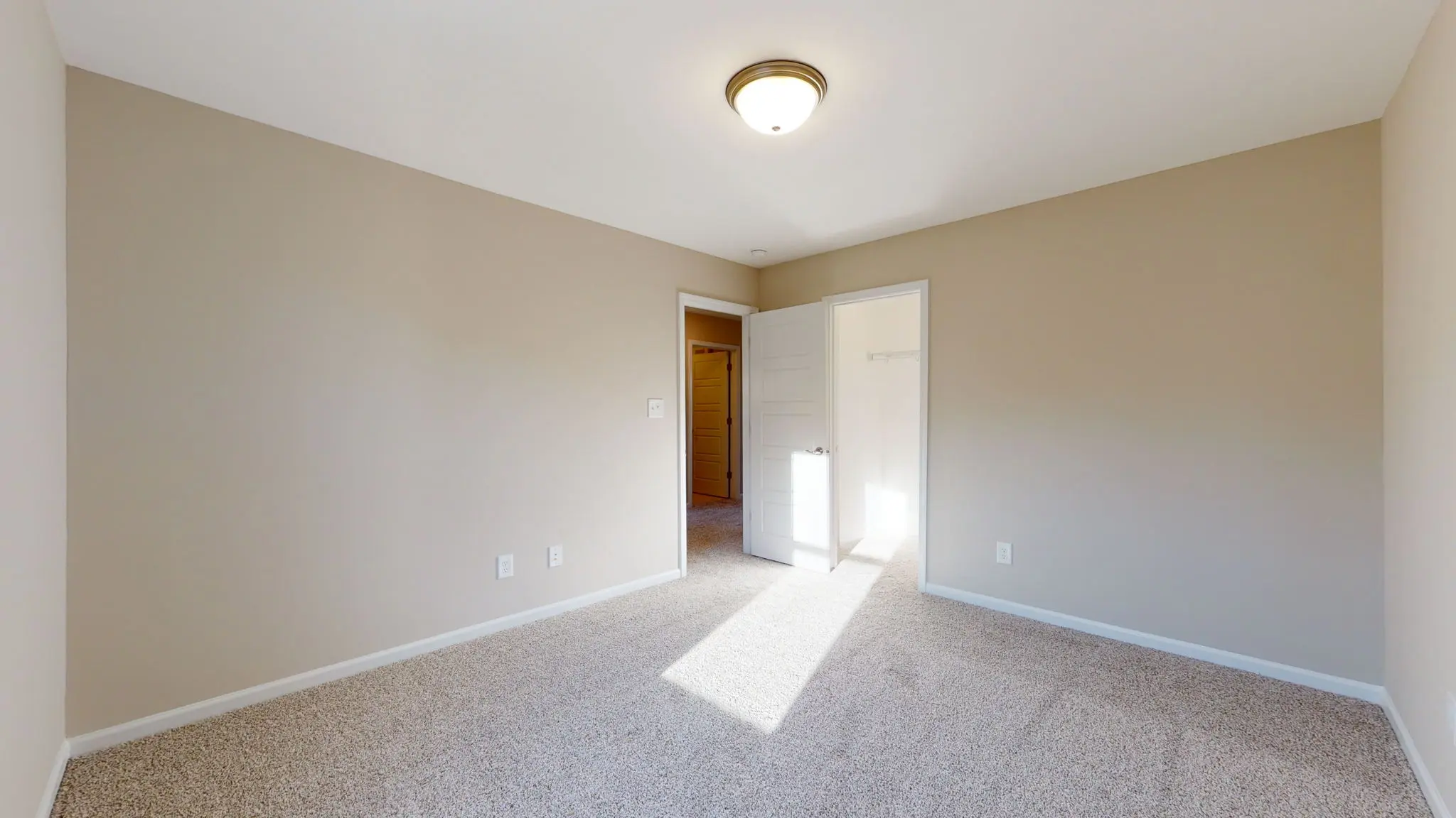 Jacob - Interior Photo 32
