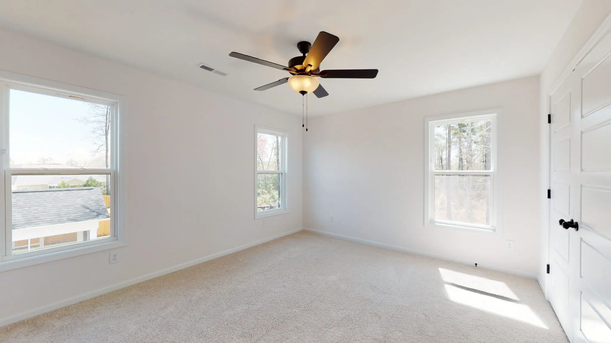 Catherine - Interior Photo 27