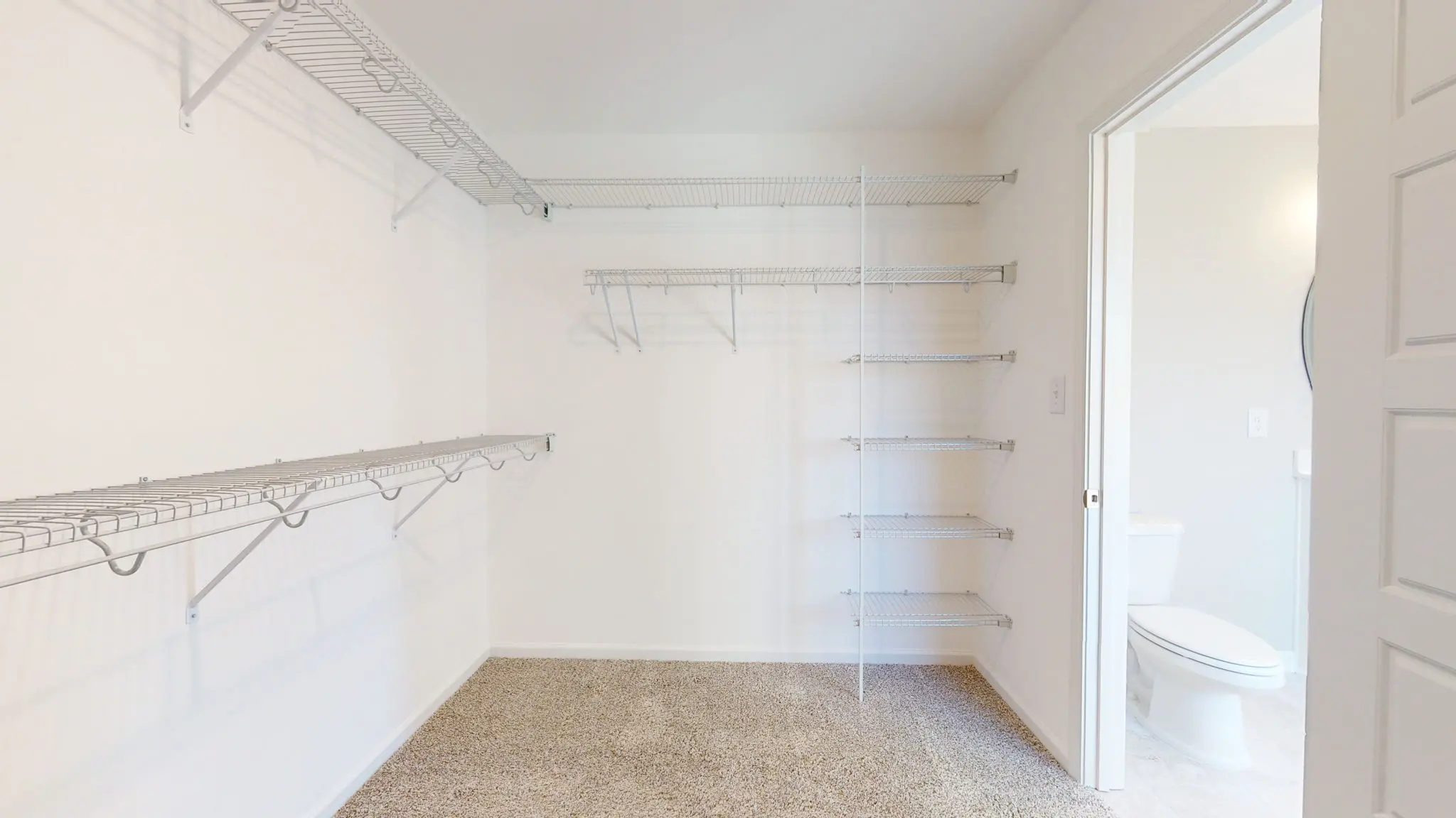 Jacob - Interior Photo 39