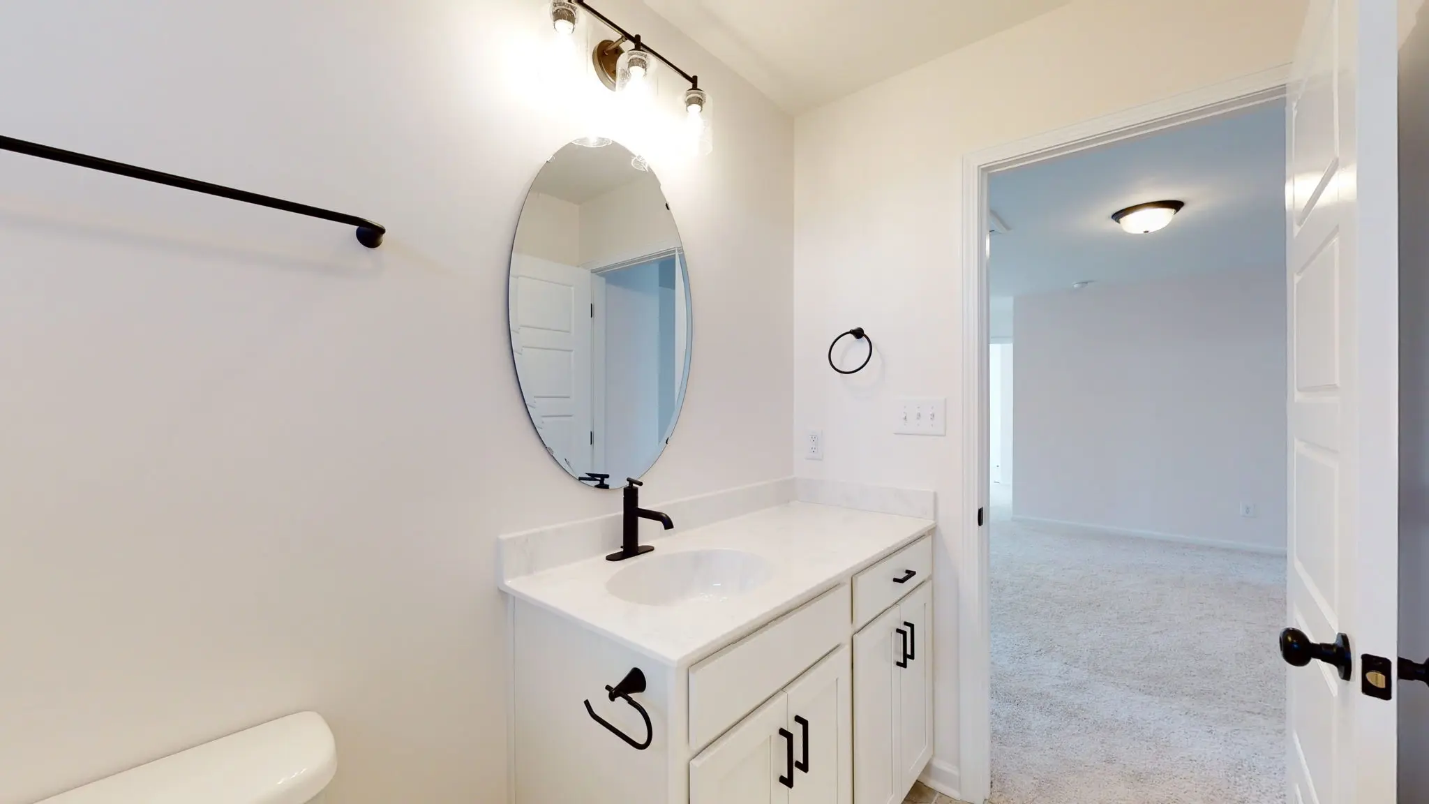 Catherine - Interior Photo 23