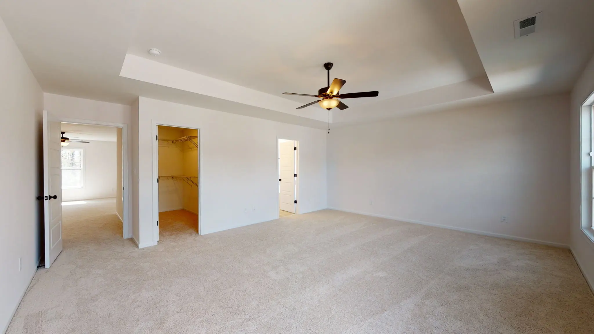 Catherine - Interior Photo 14