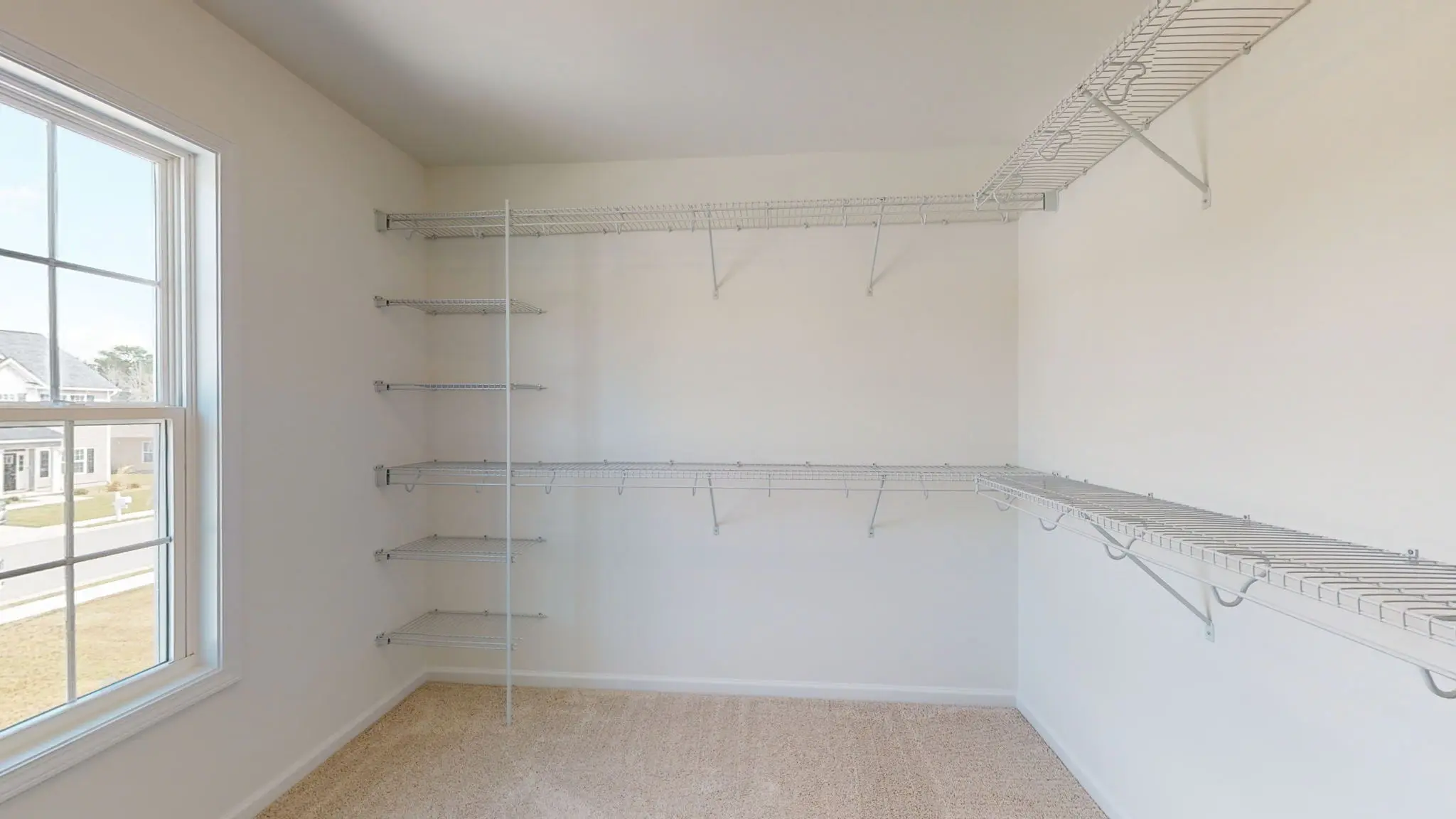 Catherine - Interior Photo 12