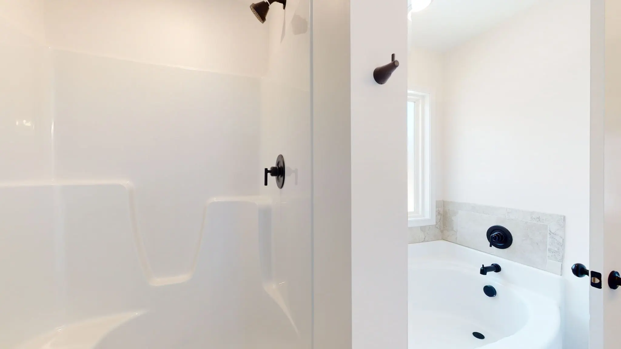 Catherine - Interior Photo 9