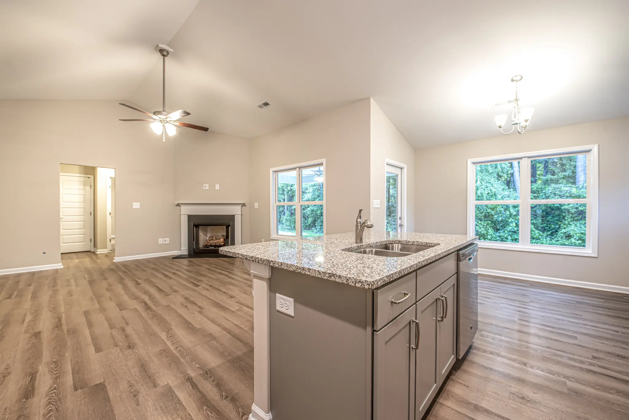 Bayhill - Interior Photo 8