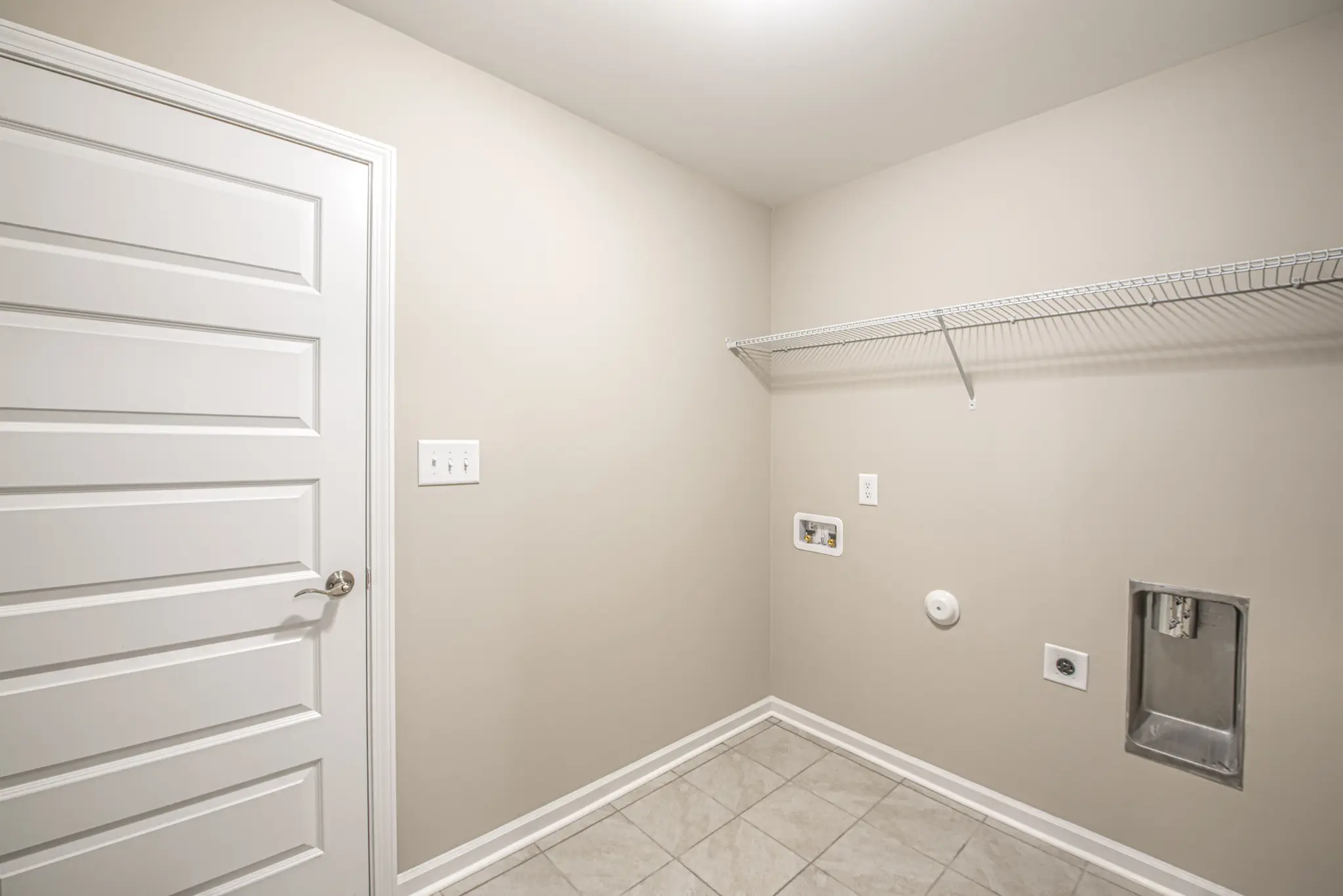 Bayhill - Interior Photo 12