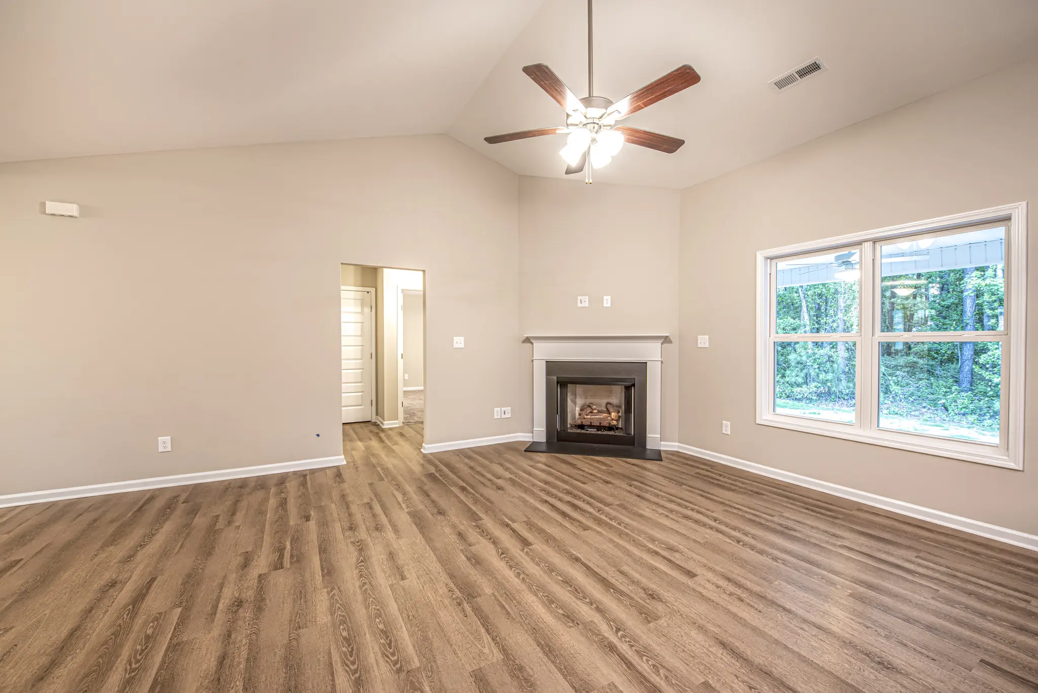 Bayhill - Interior Photo 13