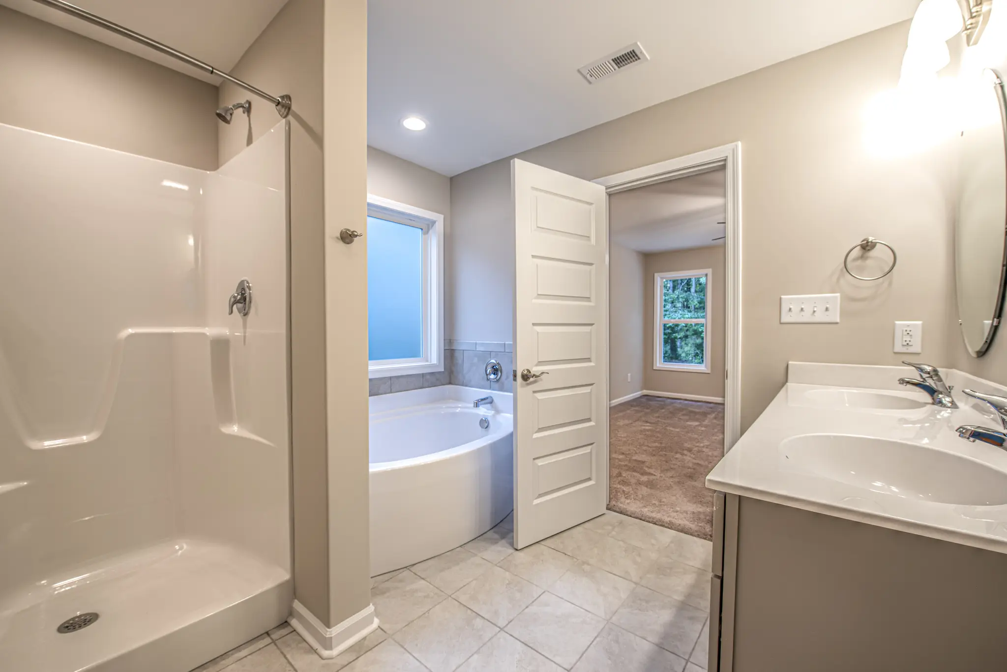 Bayhill - Interior Photo 16
