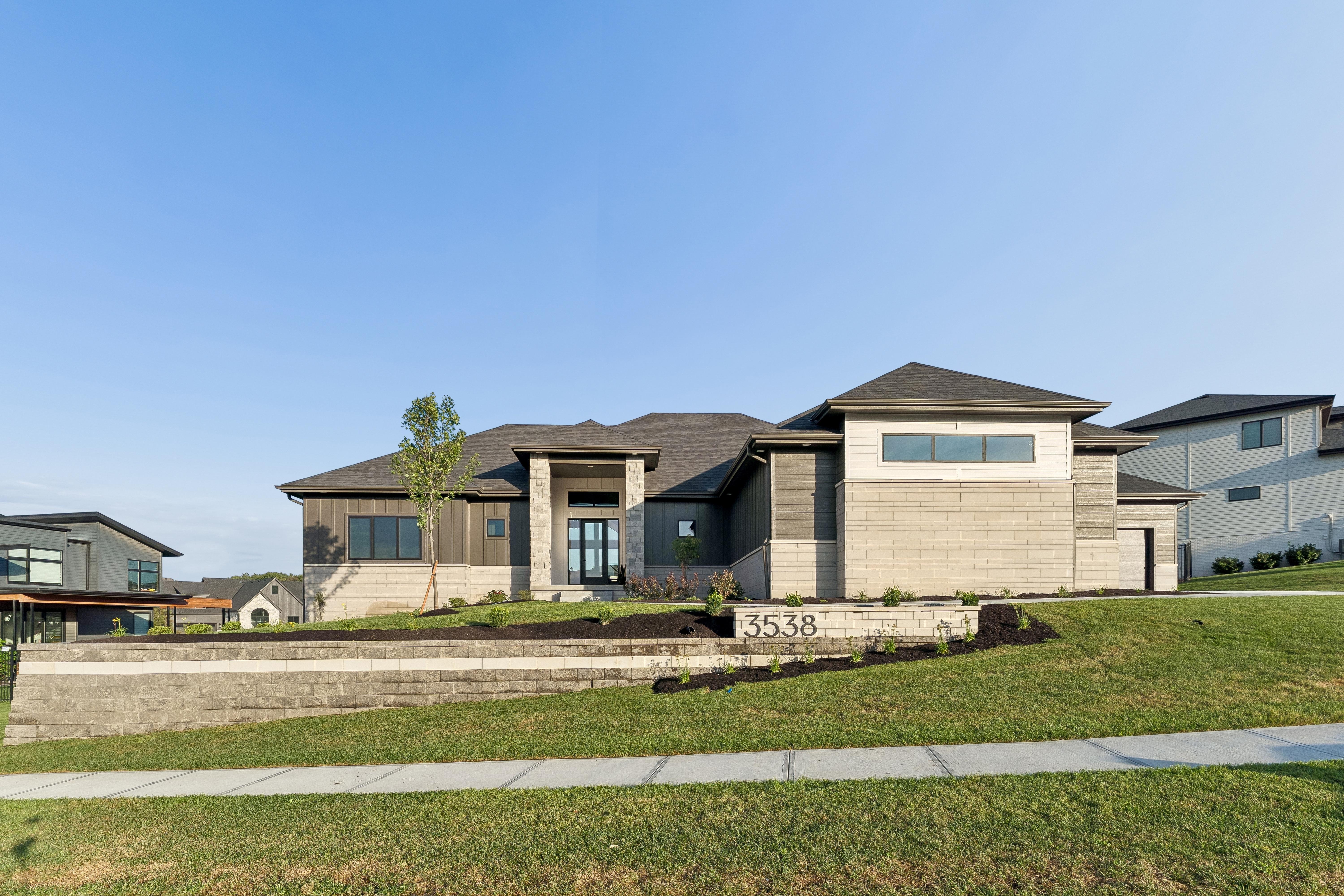 Thumbnail - 3538 S 210th Ave
