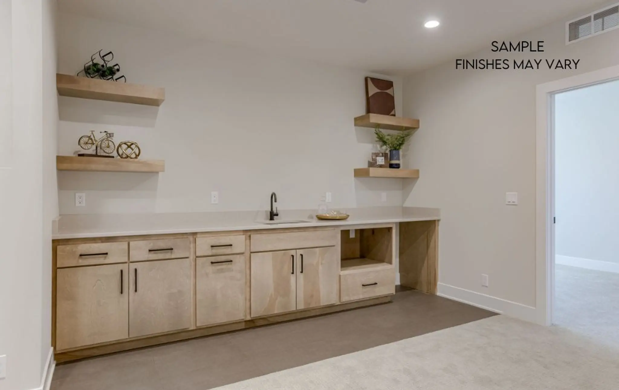 Alder - Interior Photo 18