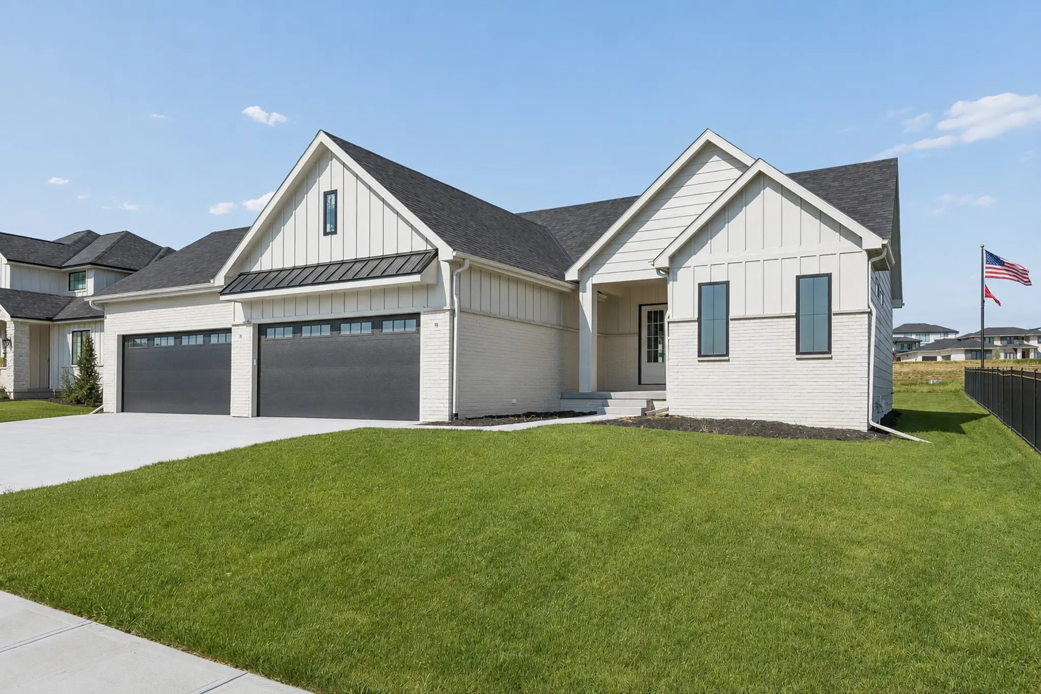 Thumbnail - 3308 S 206th Street