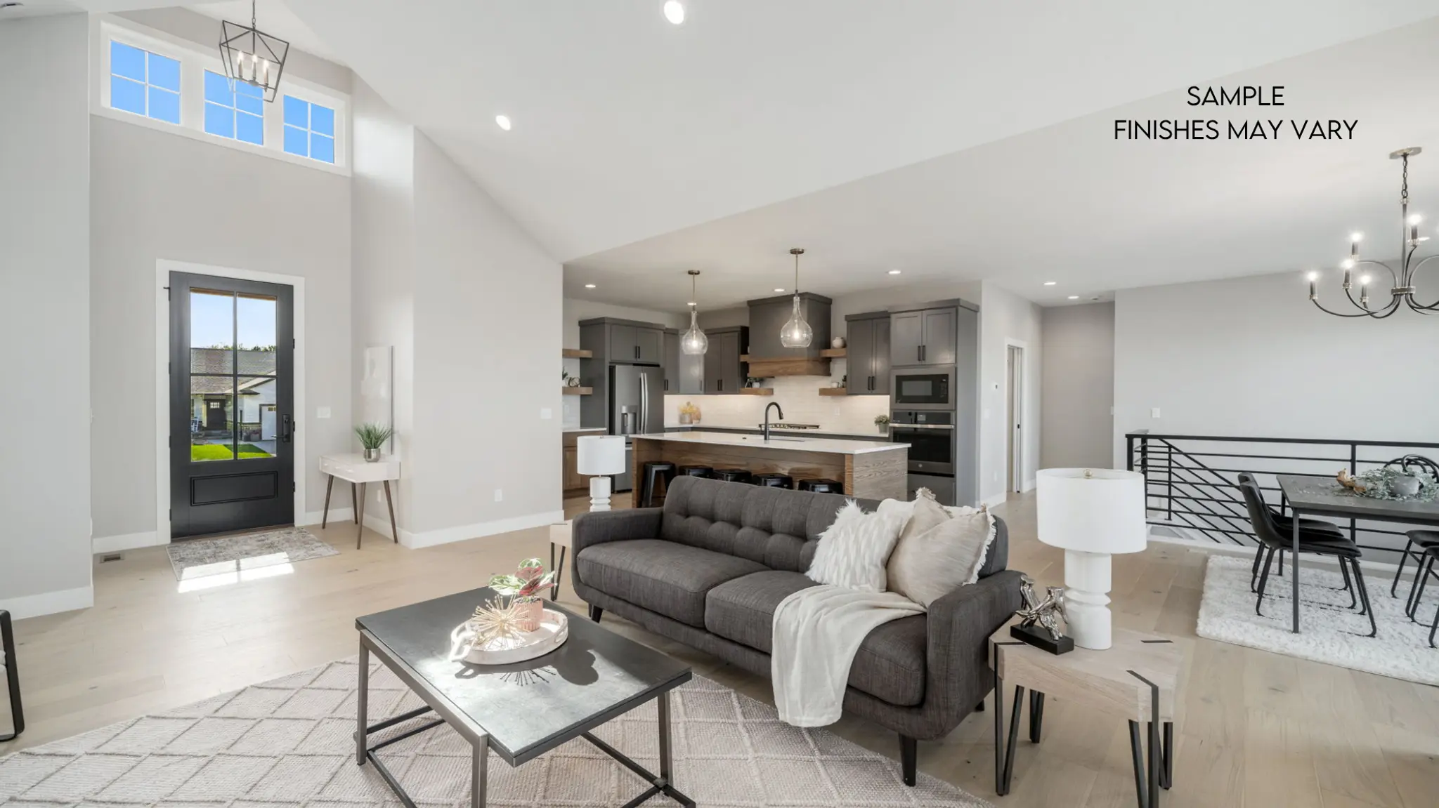 Aspen - Interior Photo 4