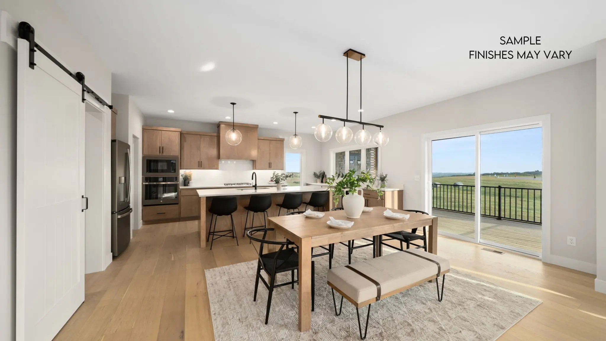 Buckeye - Interior Photo 9
