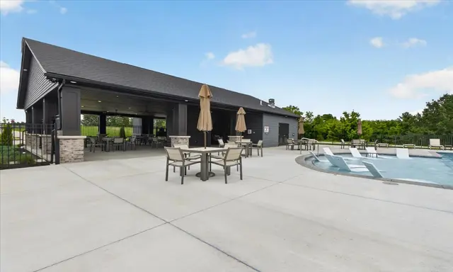 Townes at Lienemann Park Amenities
