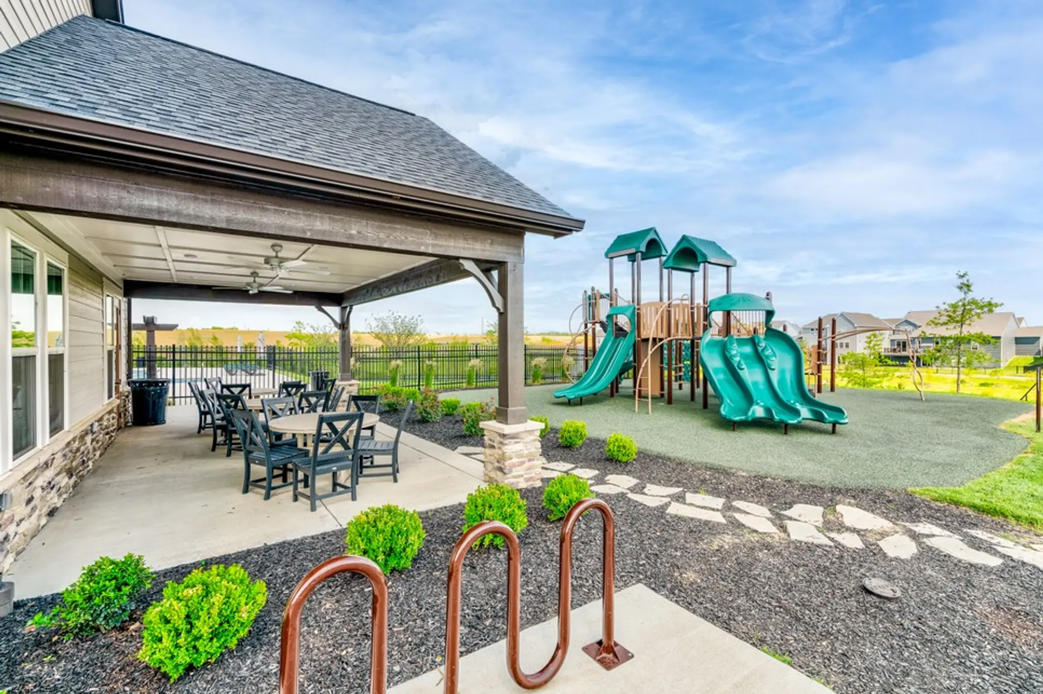 Caledonia Amenities