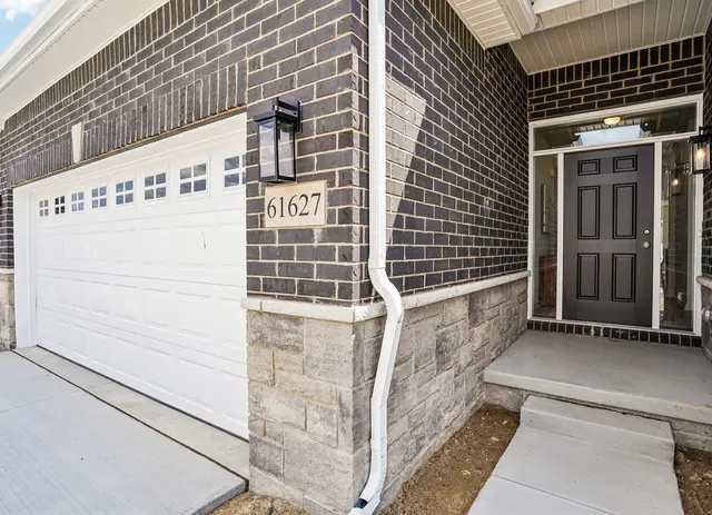 MI Braeburn - Exterior Photo 5