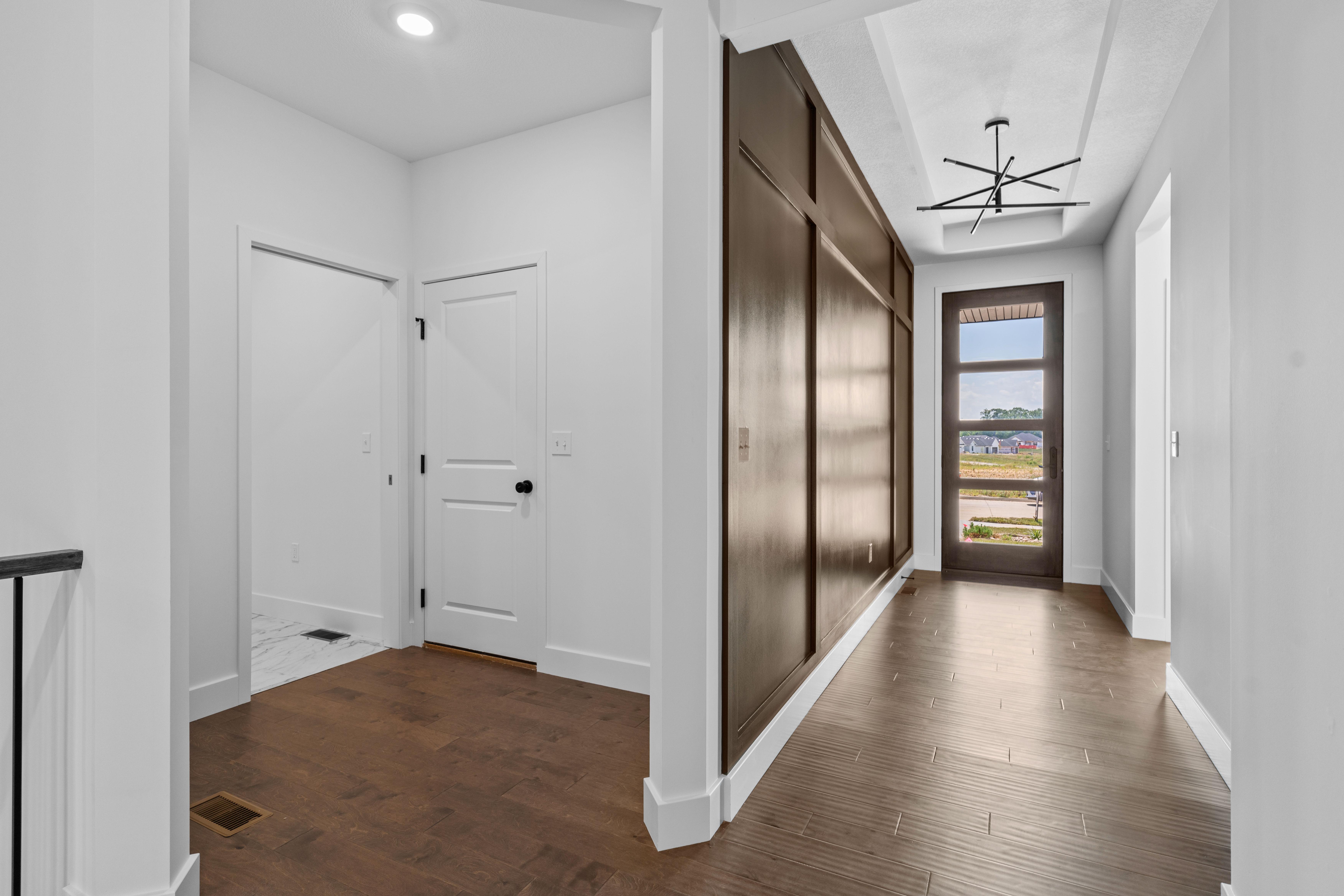 COMO Caldwell - Interior Photo 5