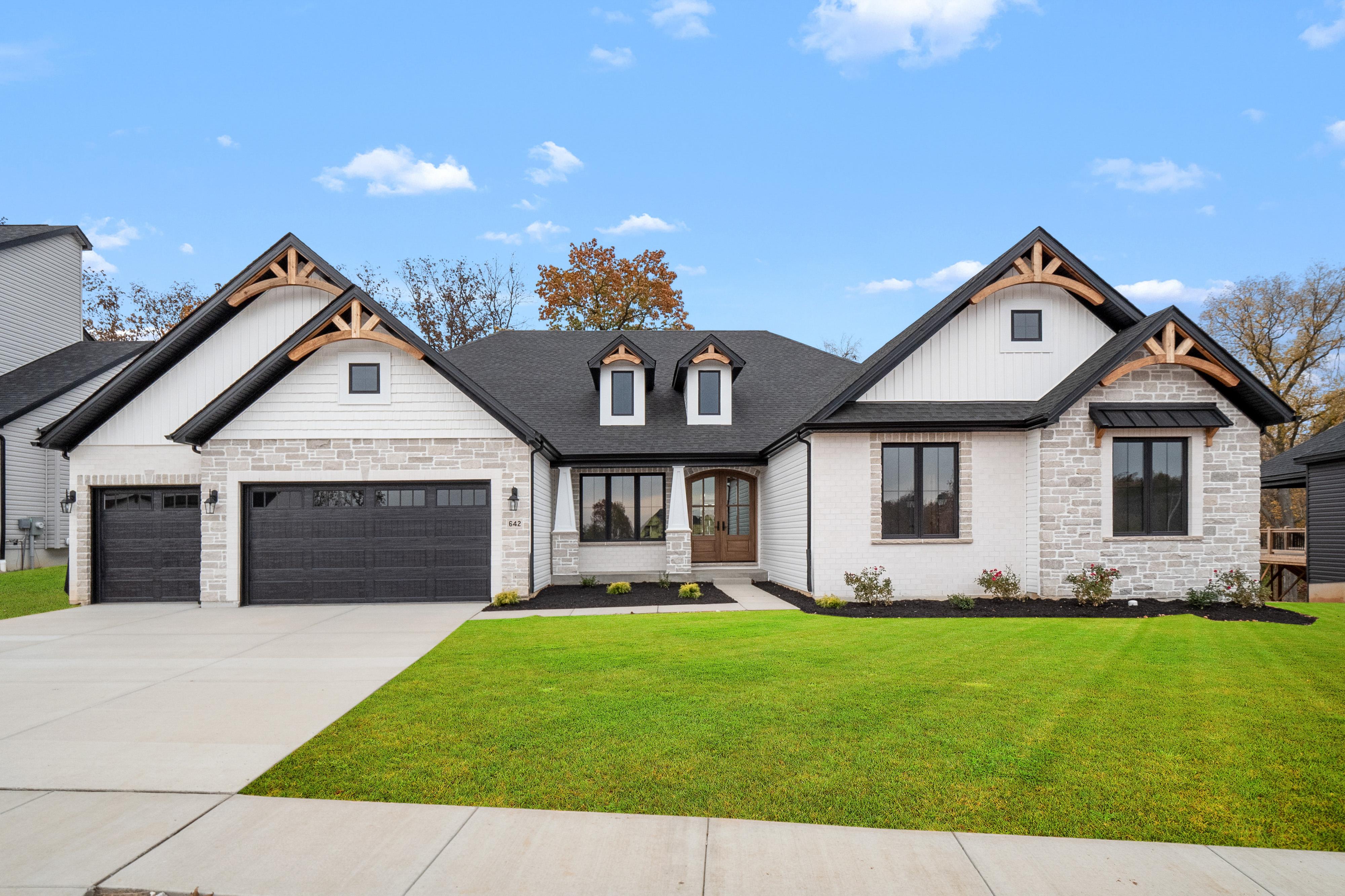 STL Redwood II - Exterior Photo 2