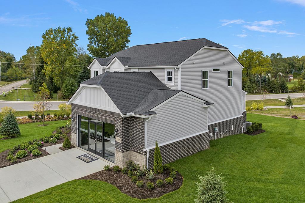MI Bloomington - Exterior Photo 4