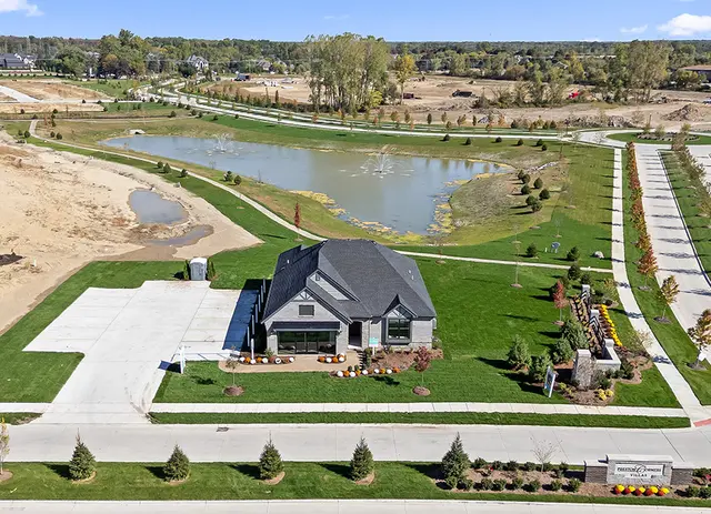MI Stansbury - Exterior Photo 4