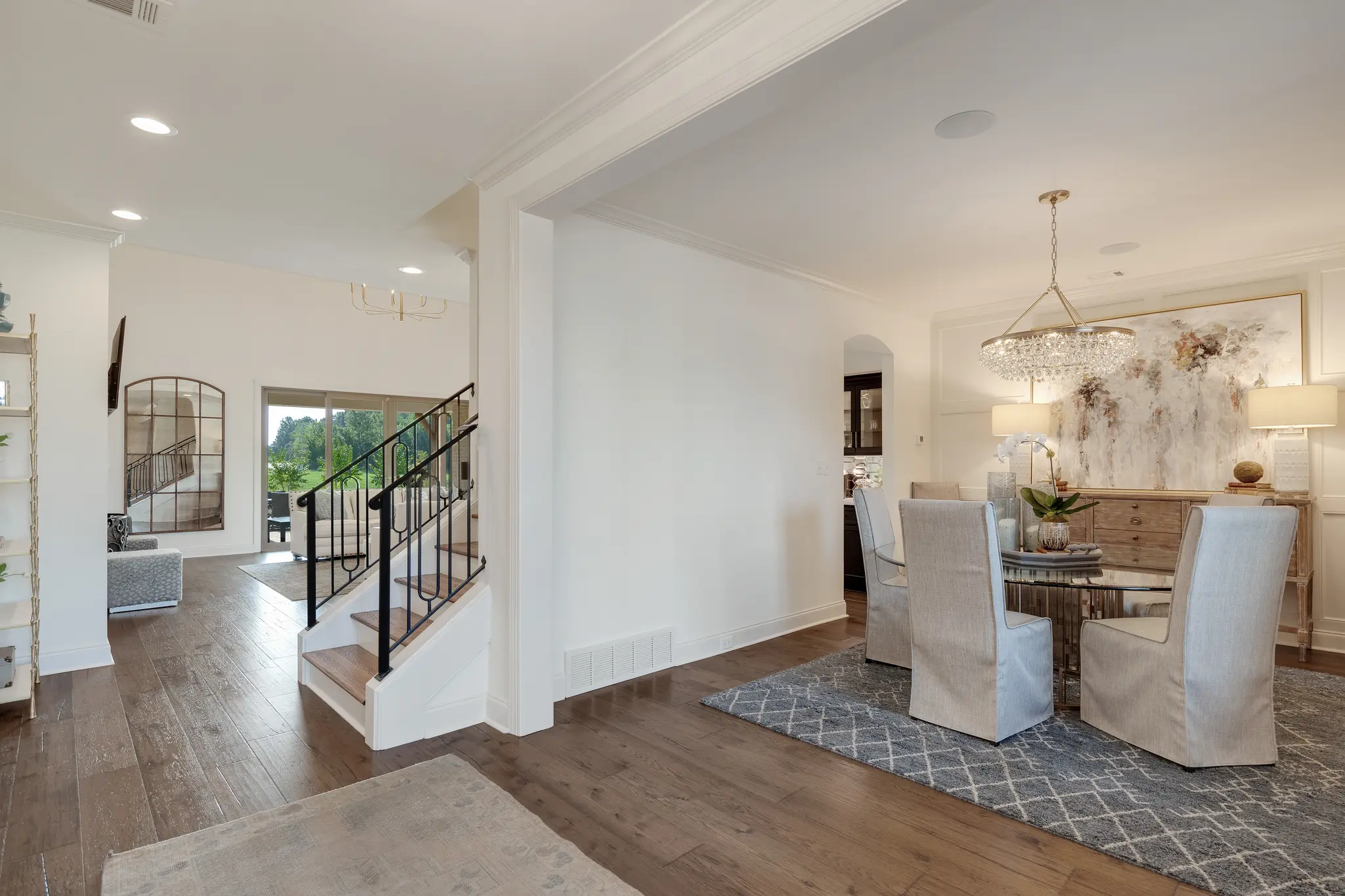 Woodbridge - Interior Photo 7