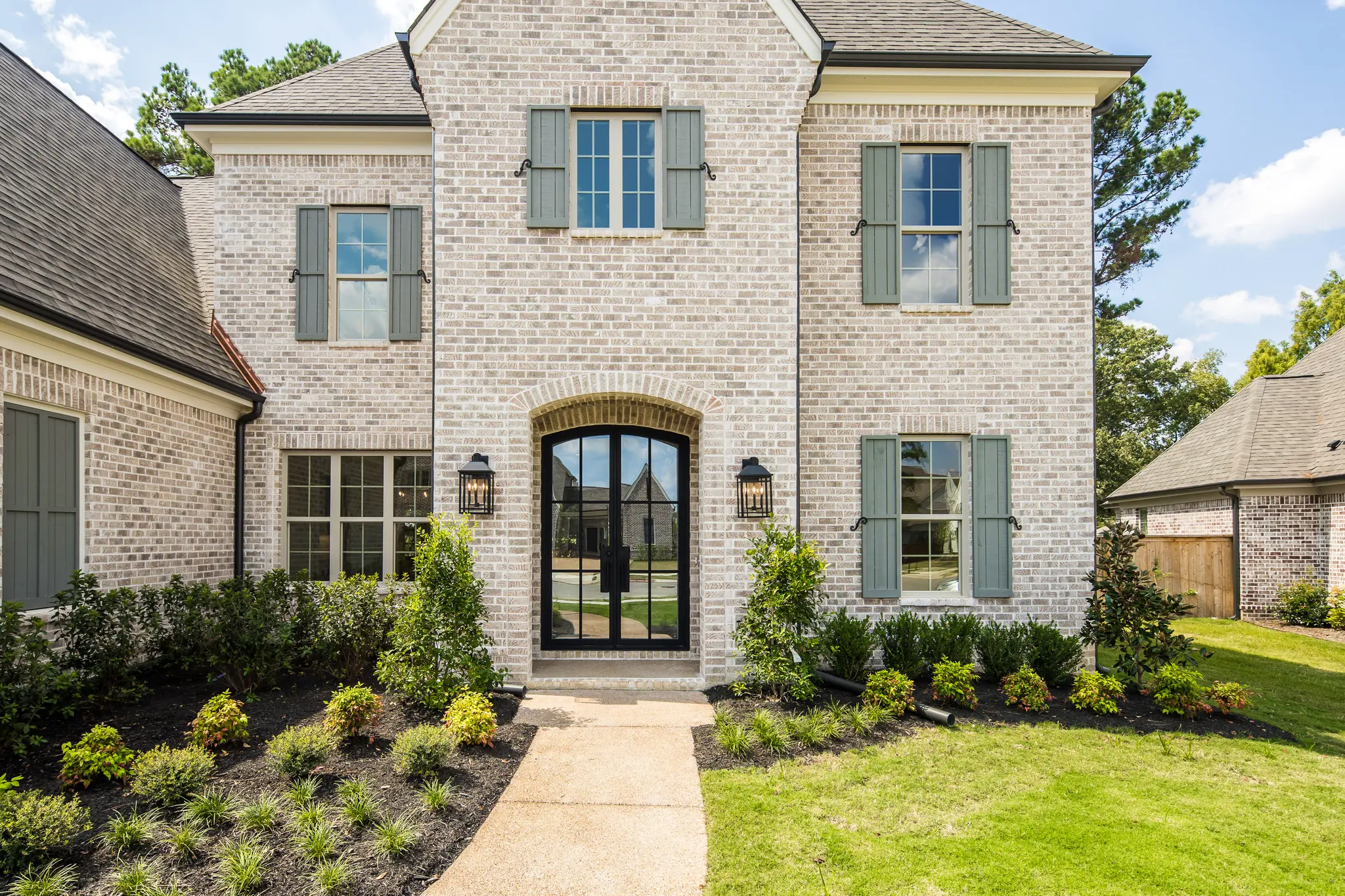 Thumbnail: INCLUDED FEATURES