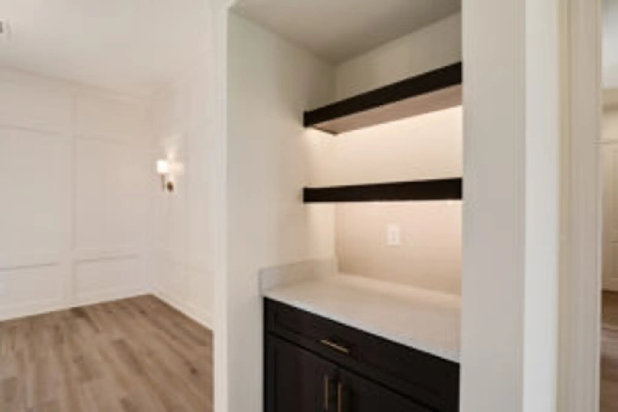 Gallery Item