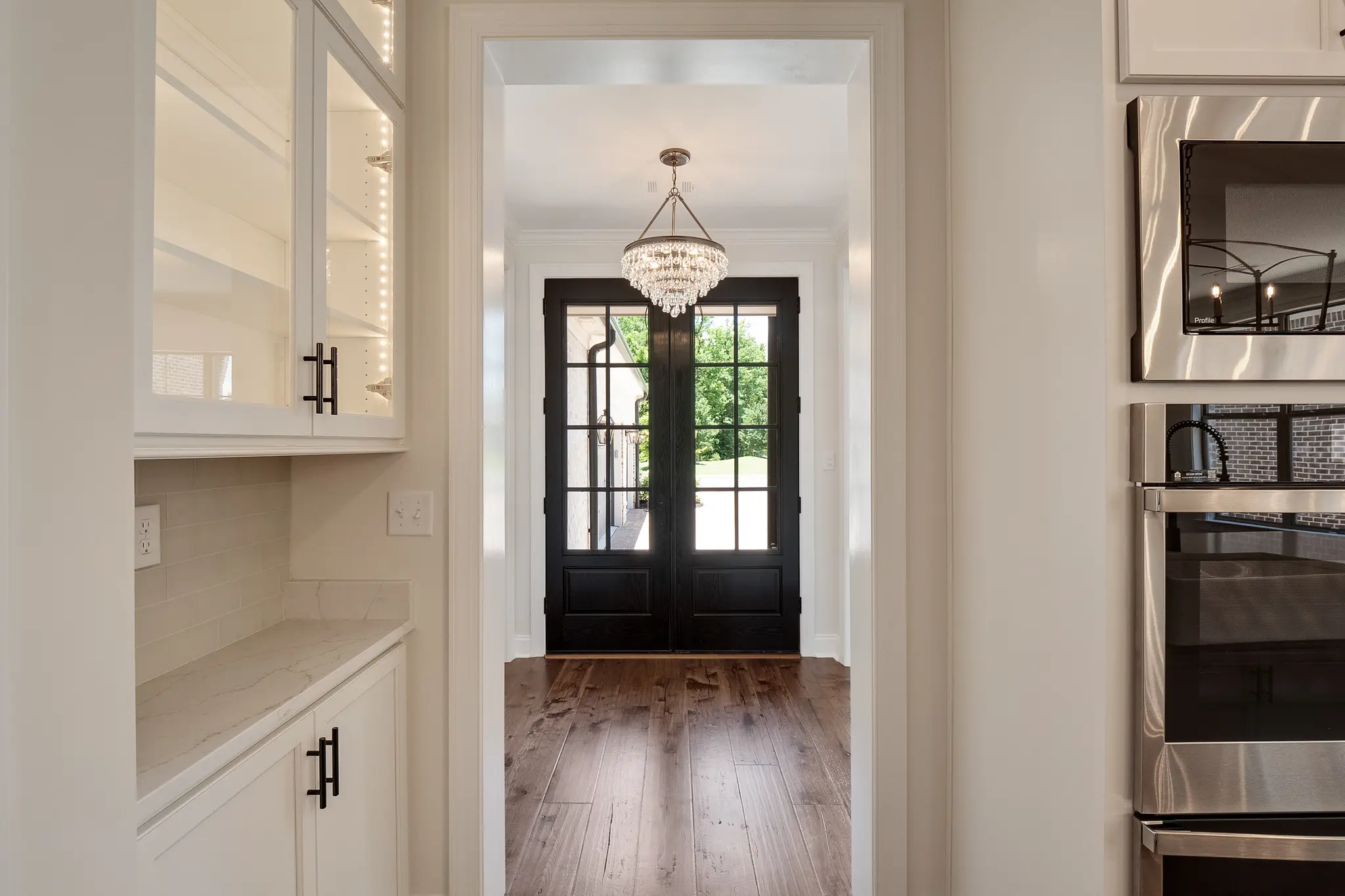 Dawson - Interior Photo 6