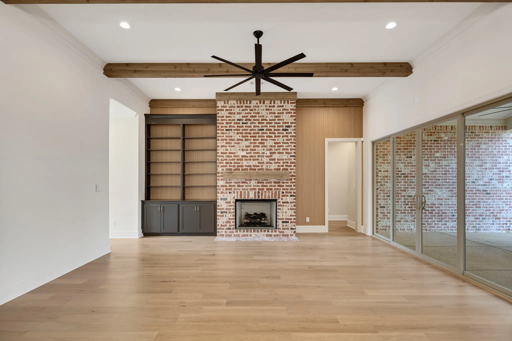 Thumbnail: HOME FEATURES