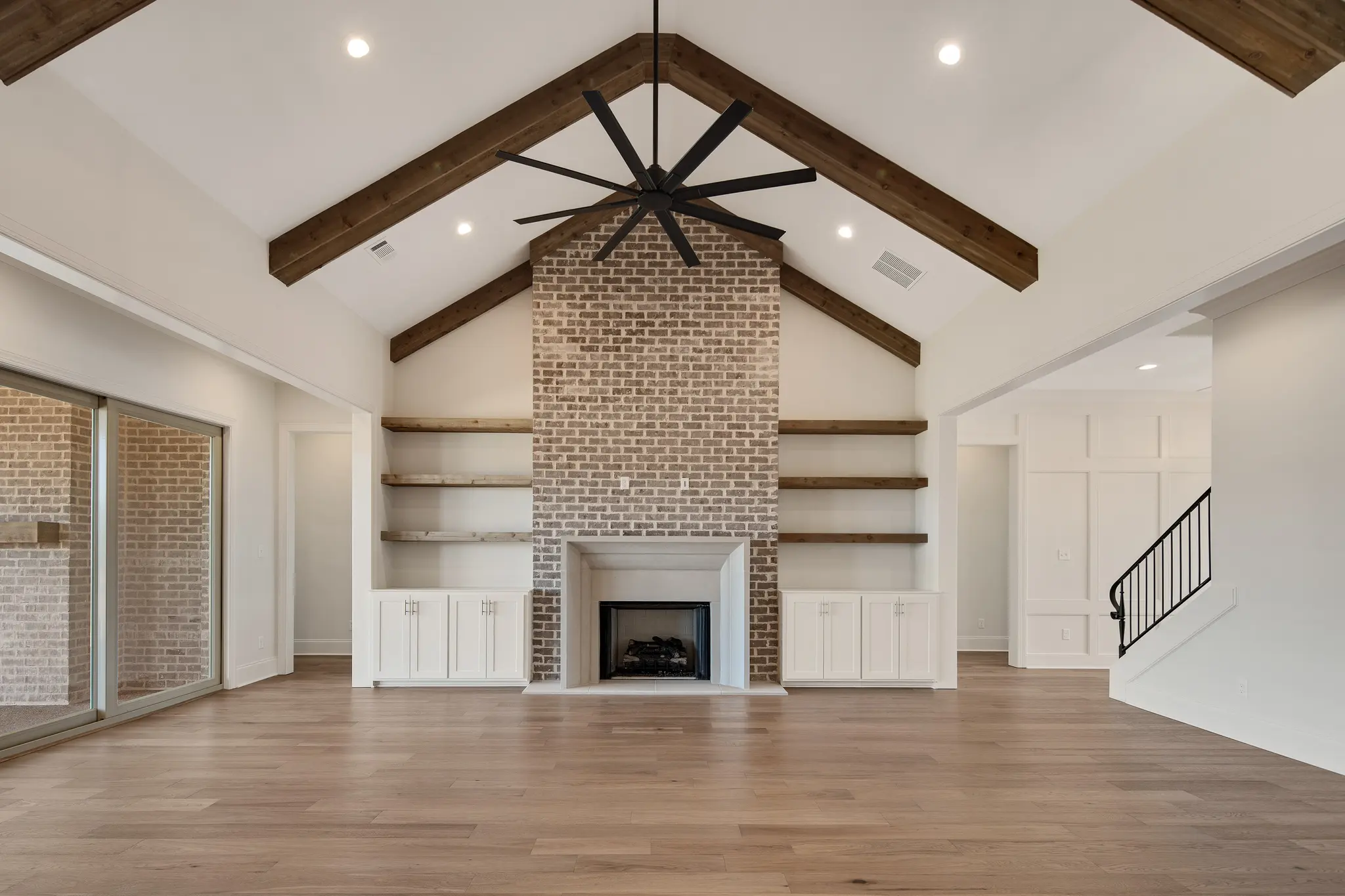 Thumbnail: HOME FEATURES