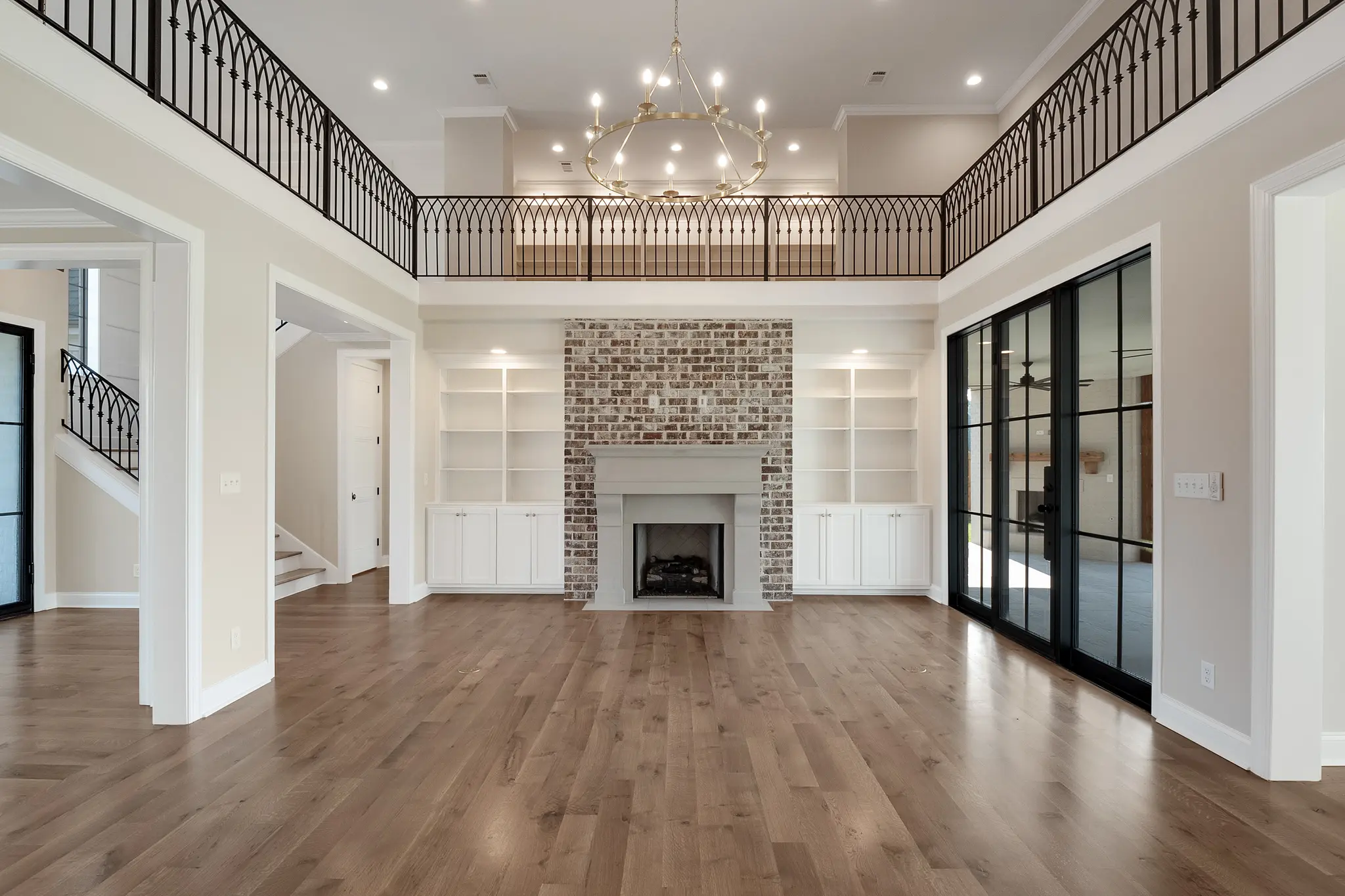 Bennett - Interior Photo 12