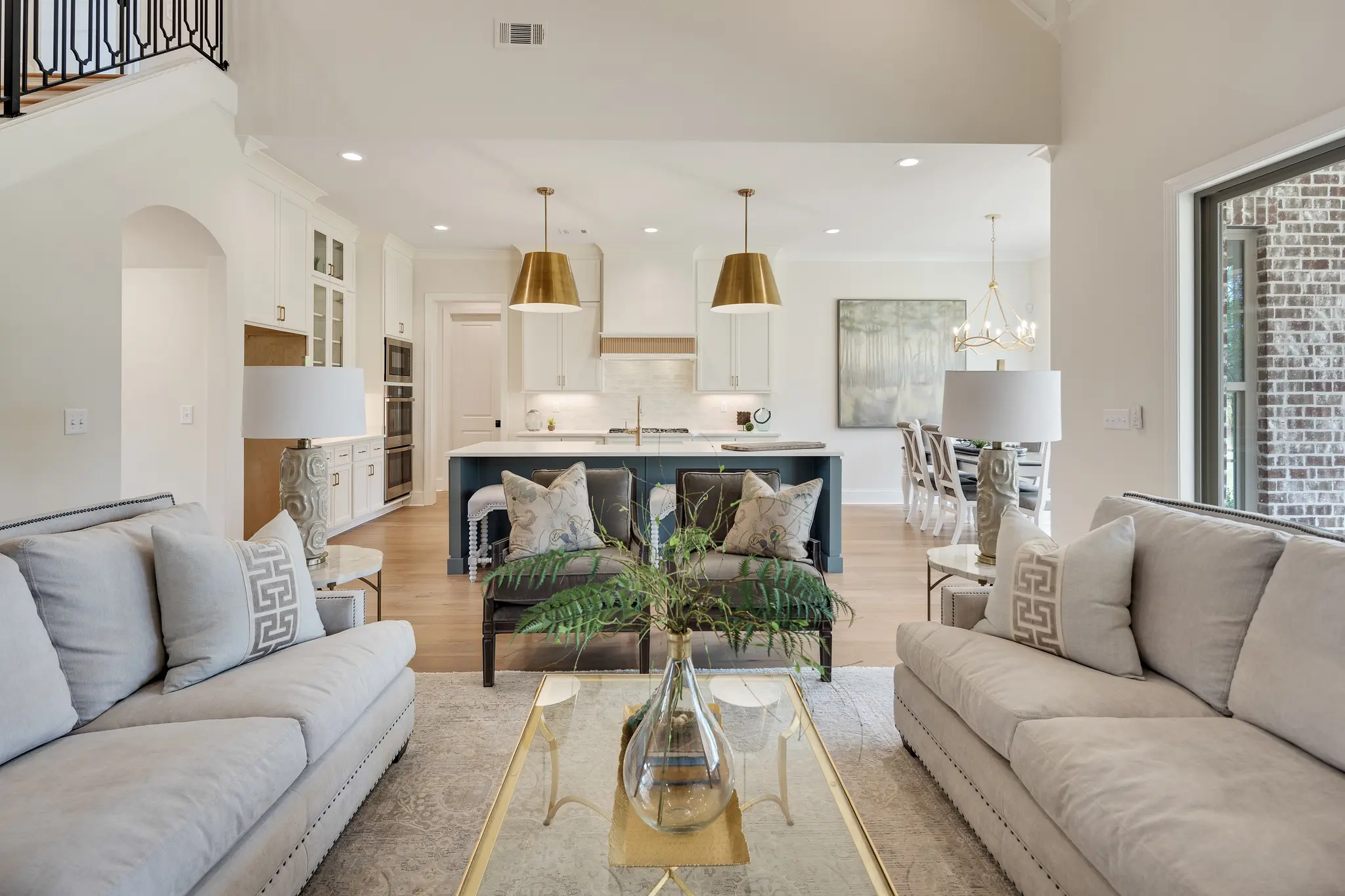 Thumbnail: HOME FEATURES