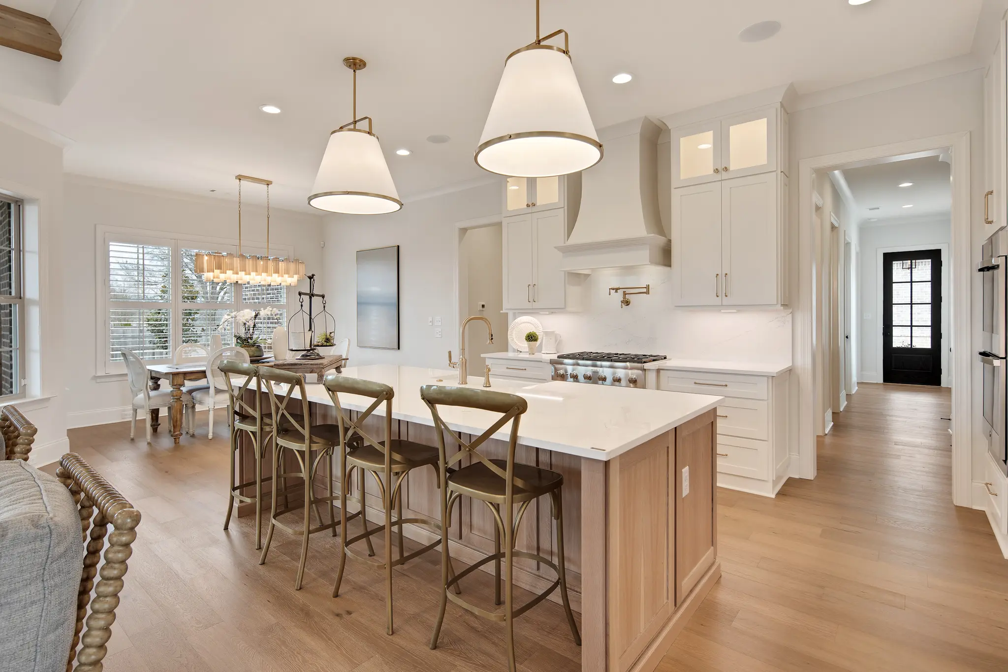 Thumbnail: HOME FEATURES