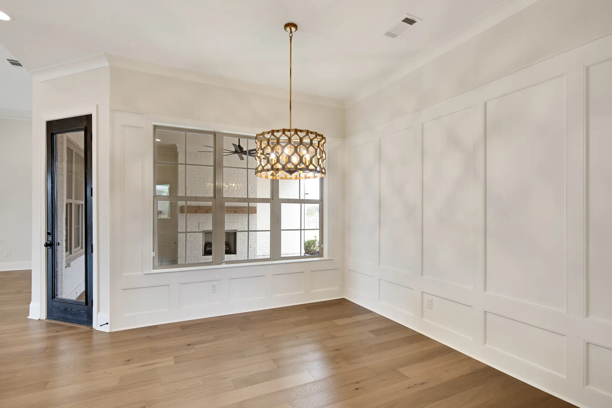 Angela Marie I - Interior Photo 22