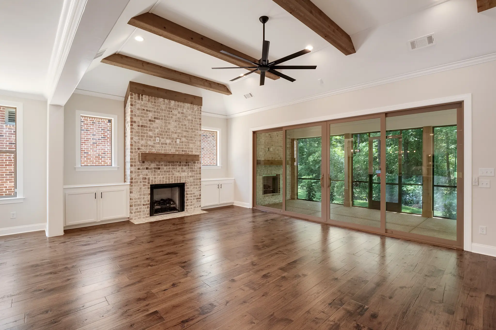 Dawson - Interior Photo 12