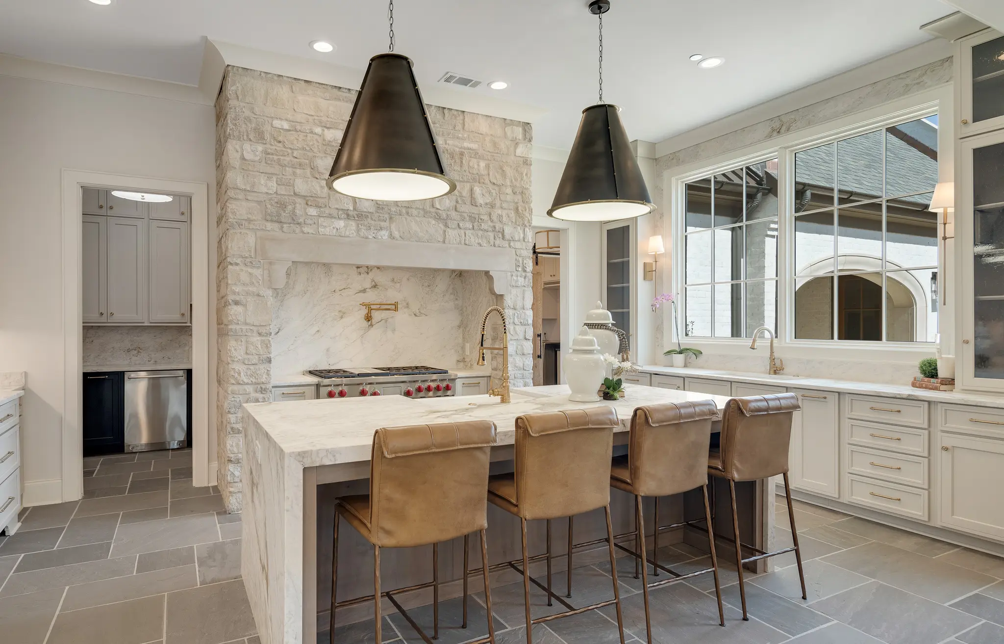 Gallery Thumbnail - 4