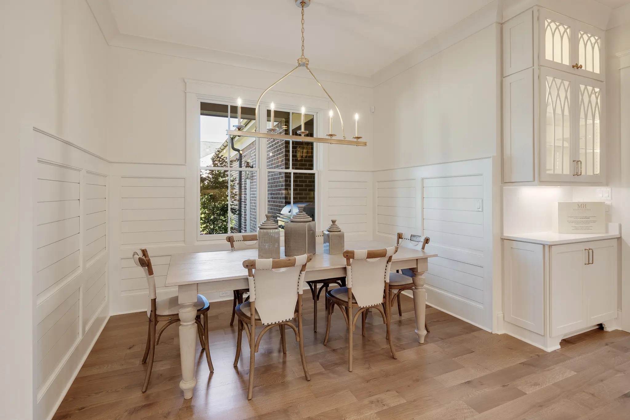 Orleans - Interior Photo 13