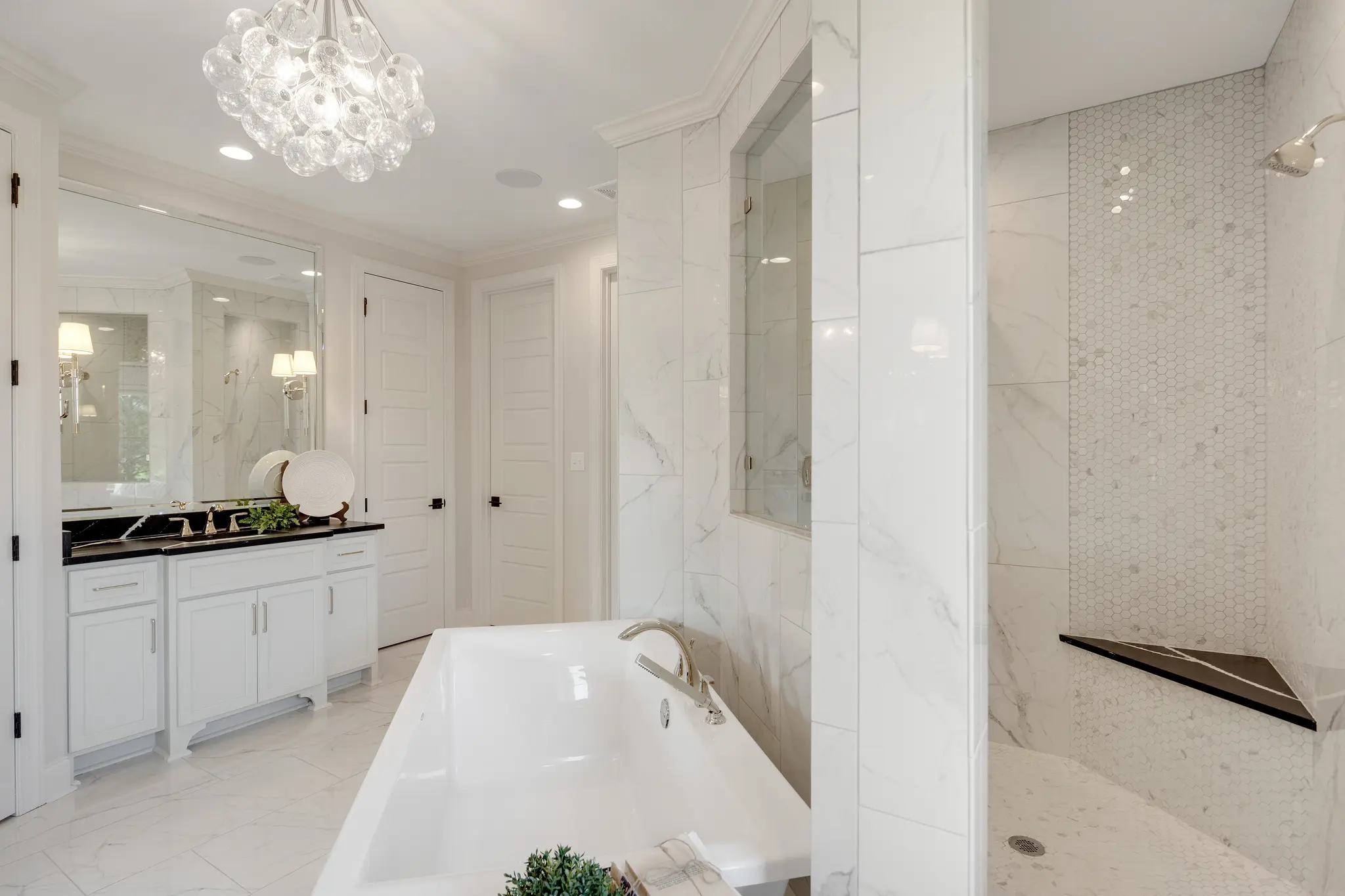 Woodbridge - Interior Photo 18