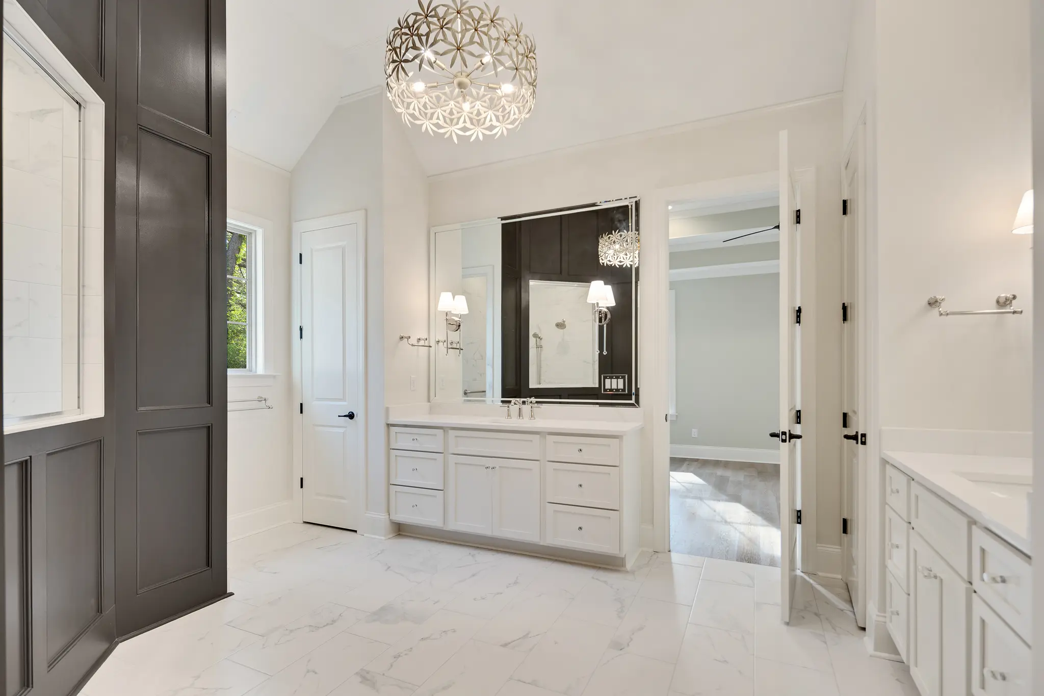 Angela Marie I - Interior Photo 34