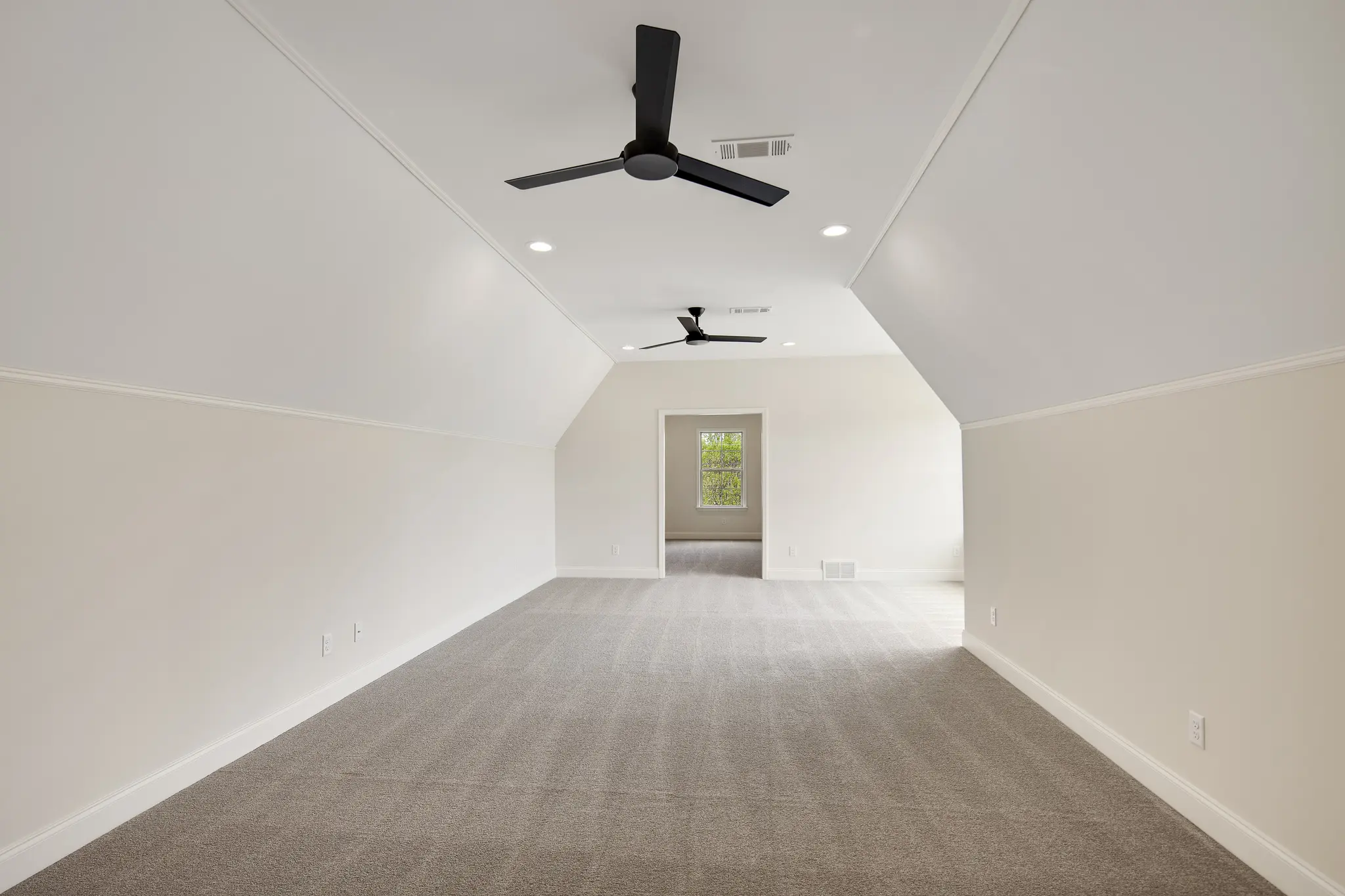 Angela Marie I - Interior Photo 24