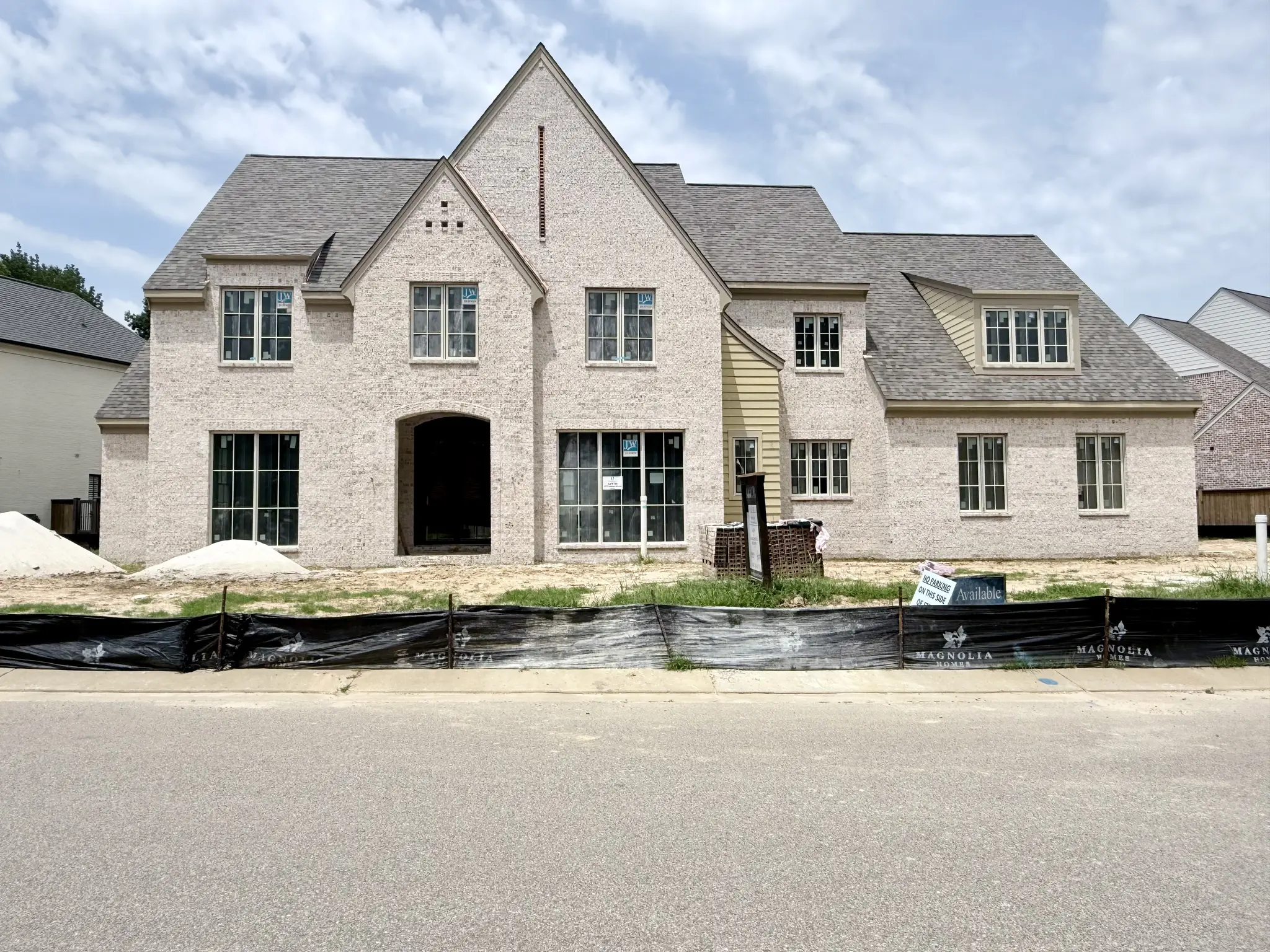 Thumbnail - 577	Lambs Brook Lane