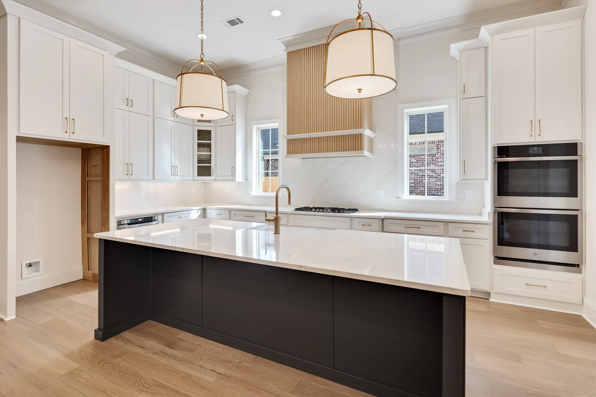 Thumbnail: HOME FEATURES