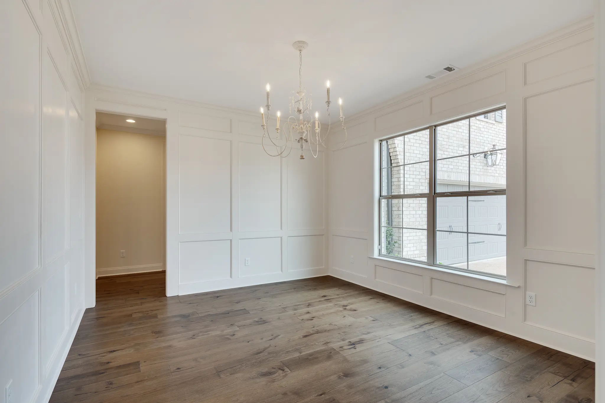 Myers - Interior Photo 10