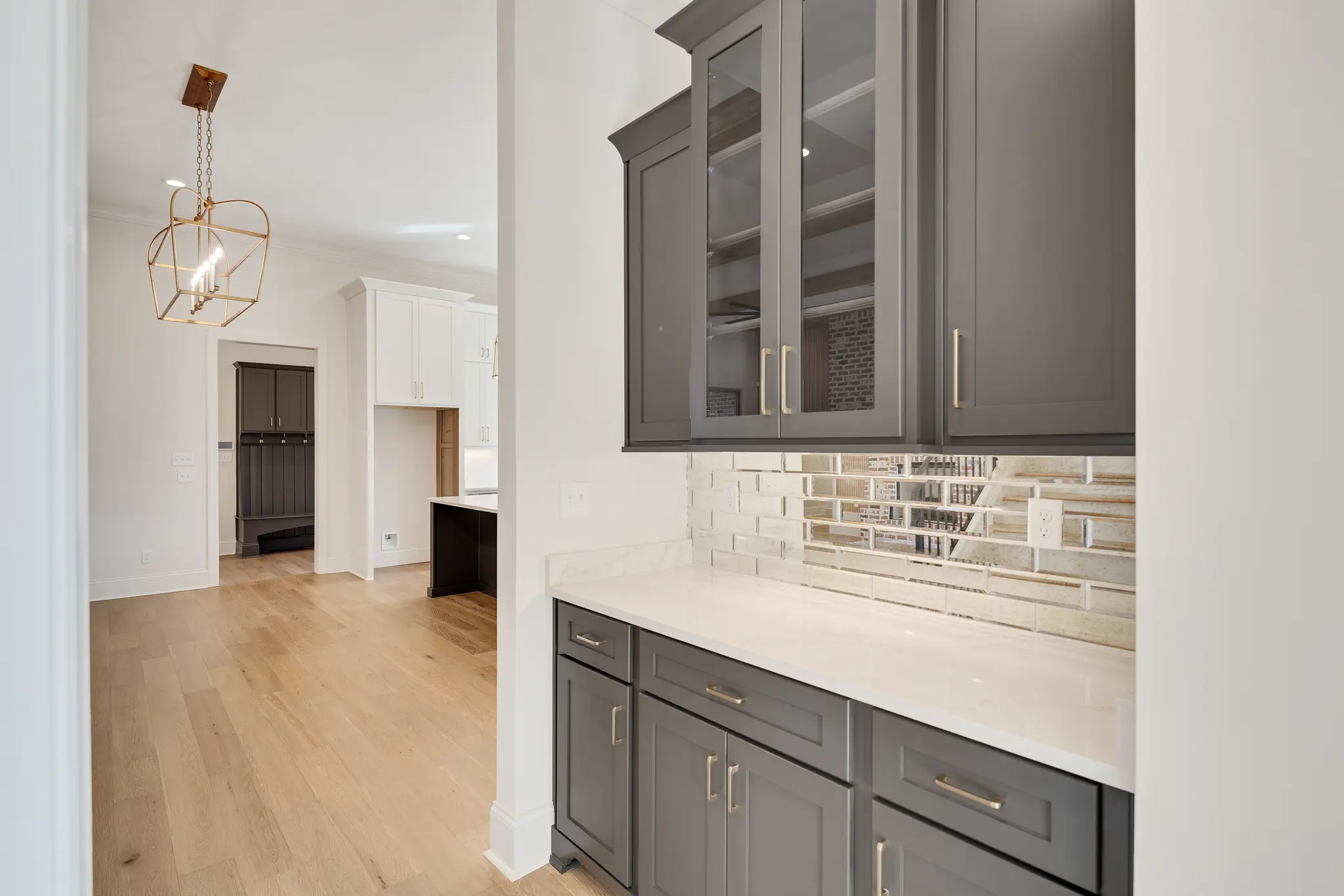 Waverly - Interior Photo 10