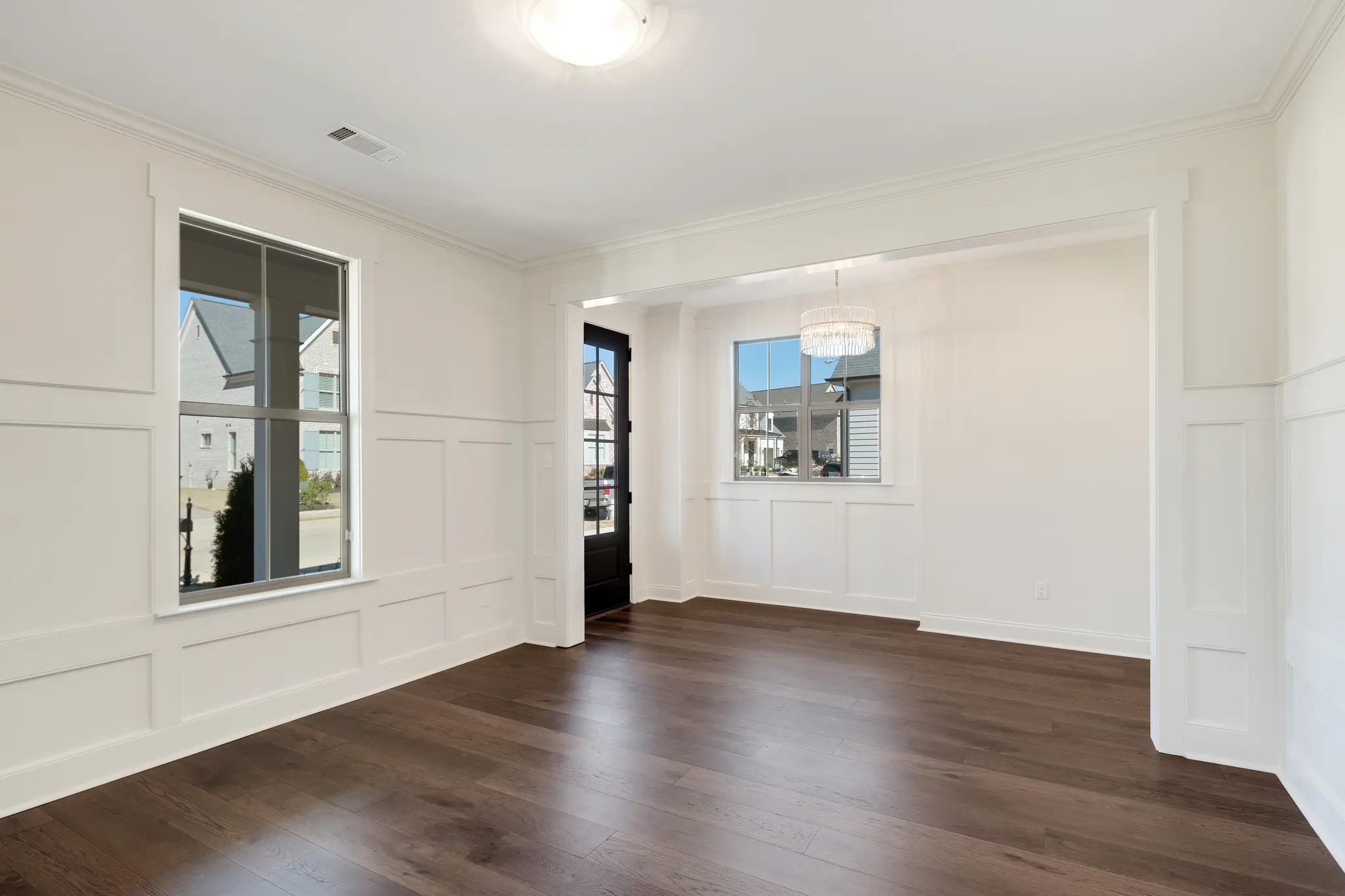 Reginald Manor - Interior Photo 8