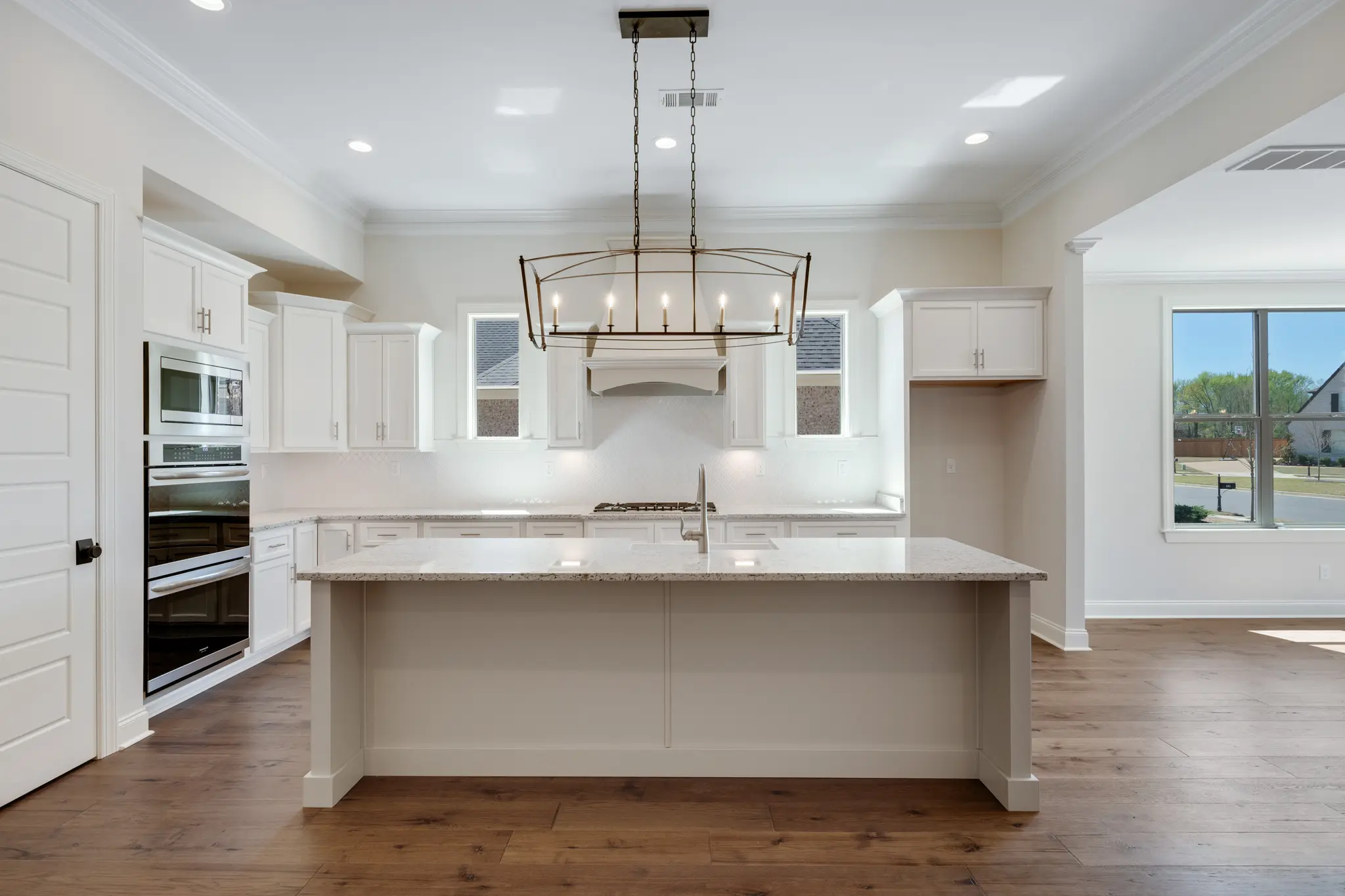 Ashford - Interior Photo 18
