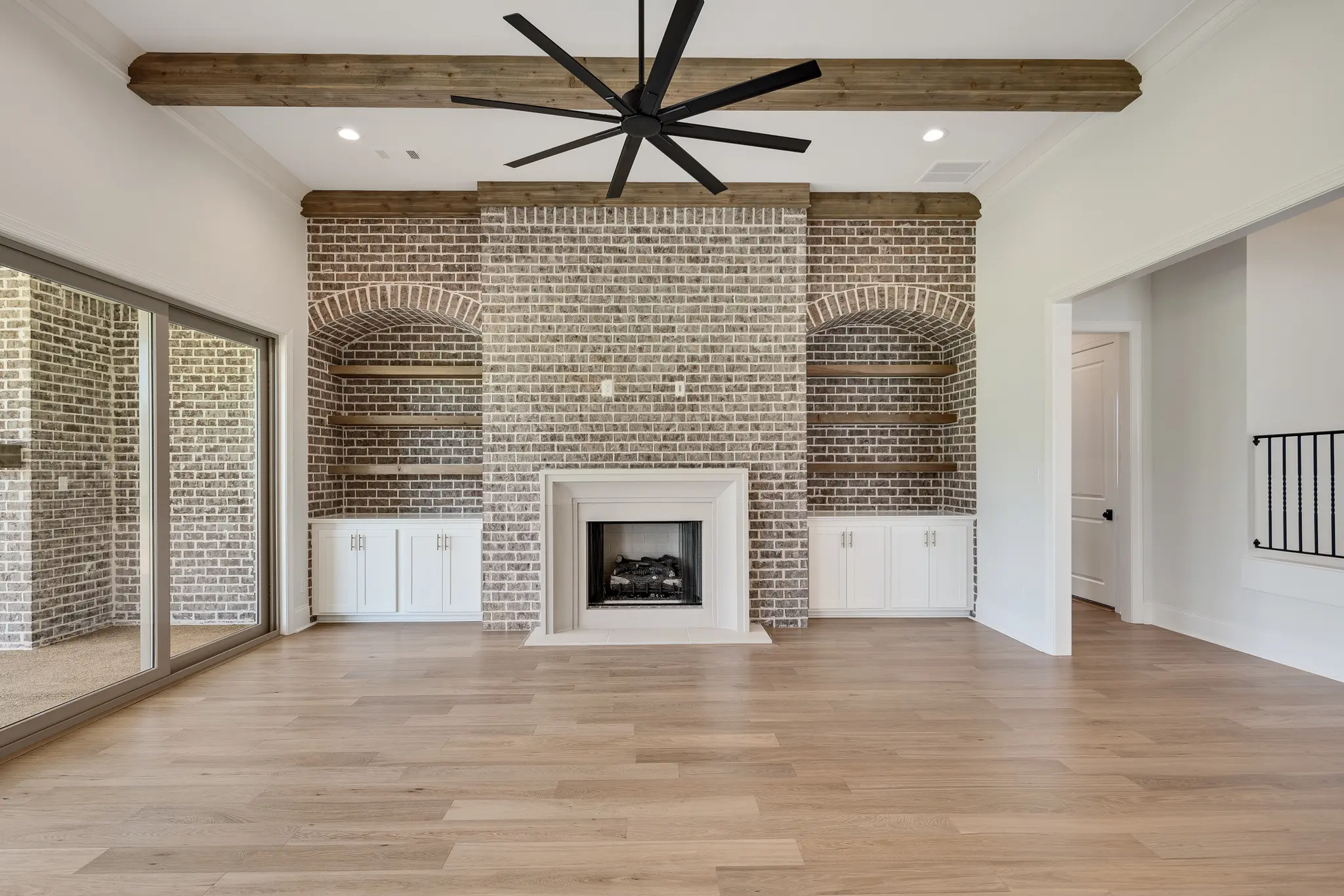Orchard - Interior Photo 8