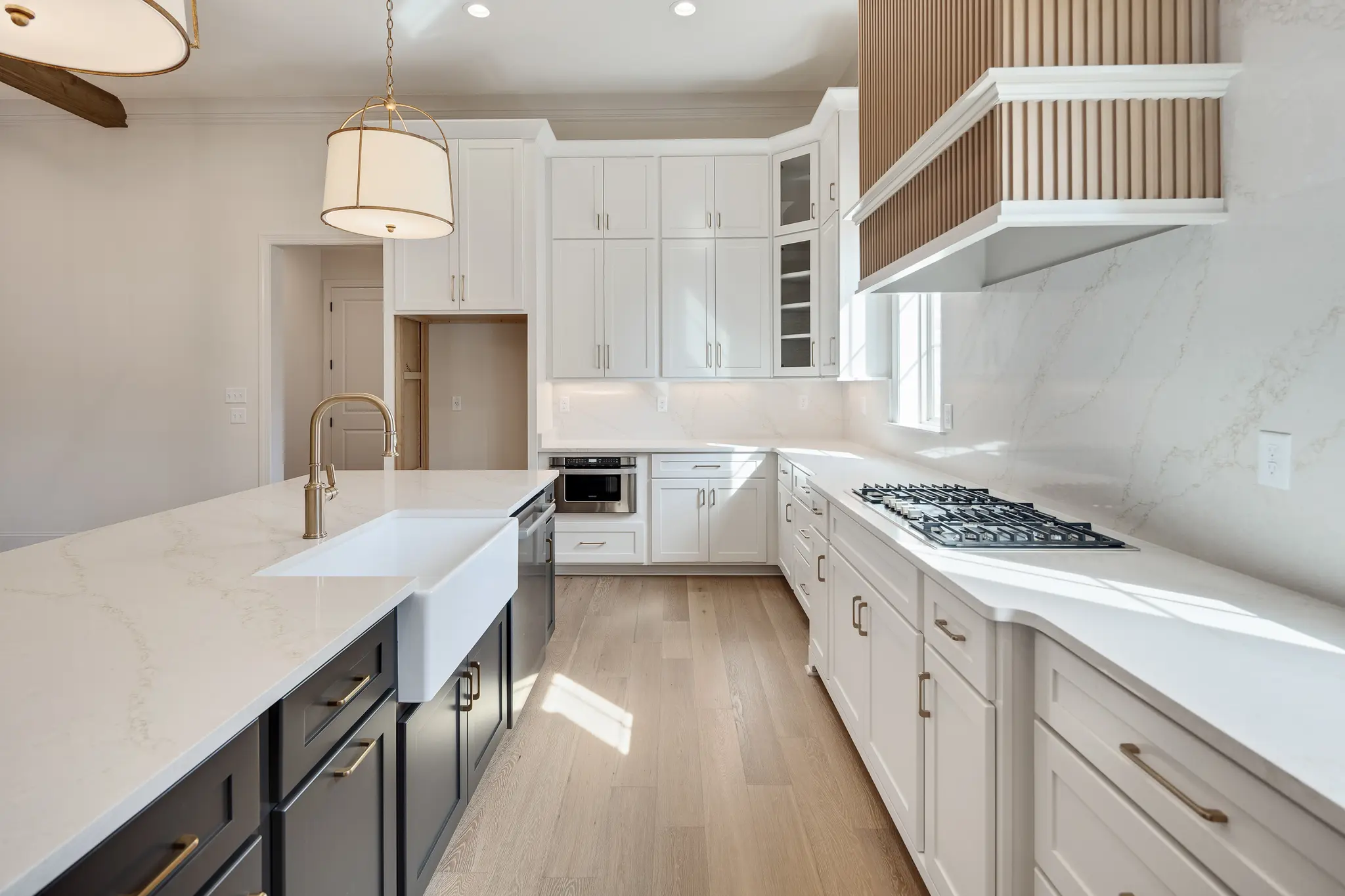 Waverly - Interior Photo 12
