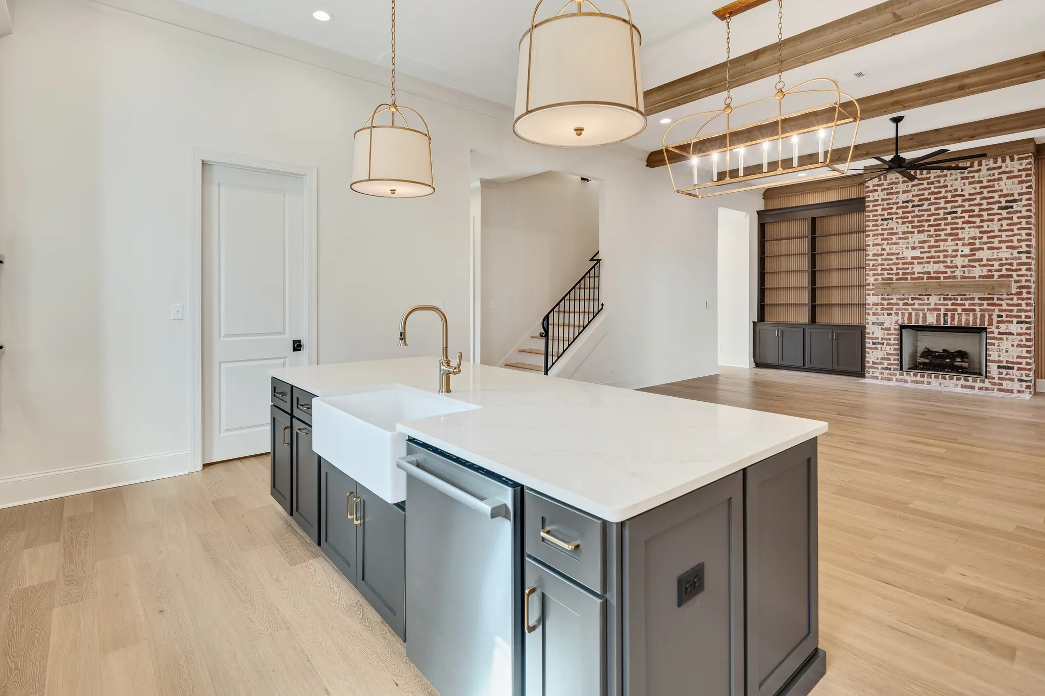 Waverly - Interior Photo 13