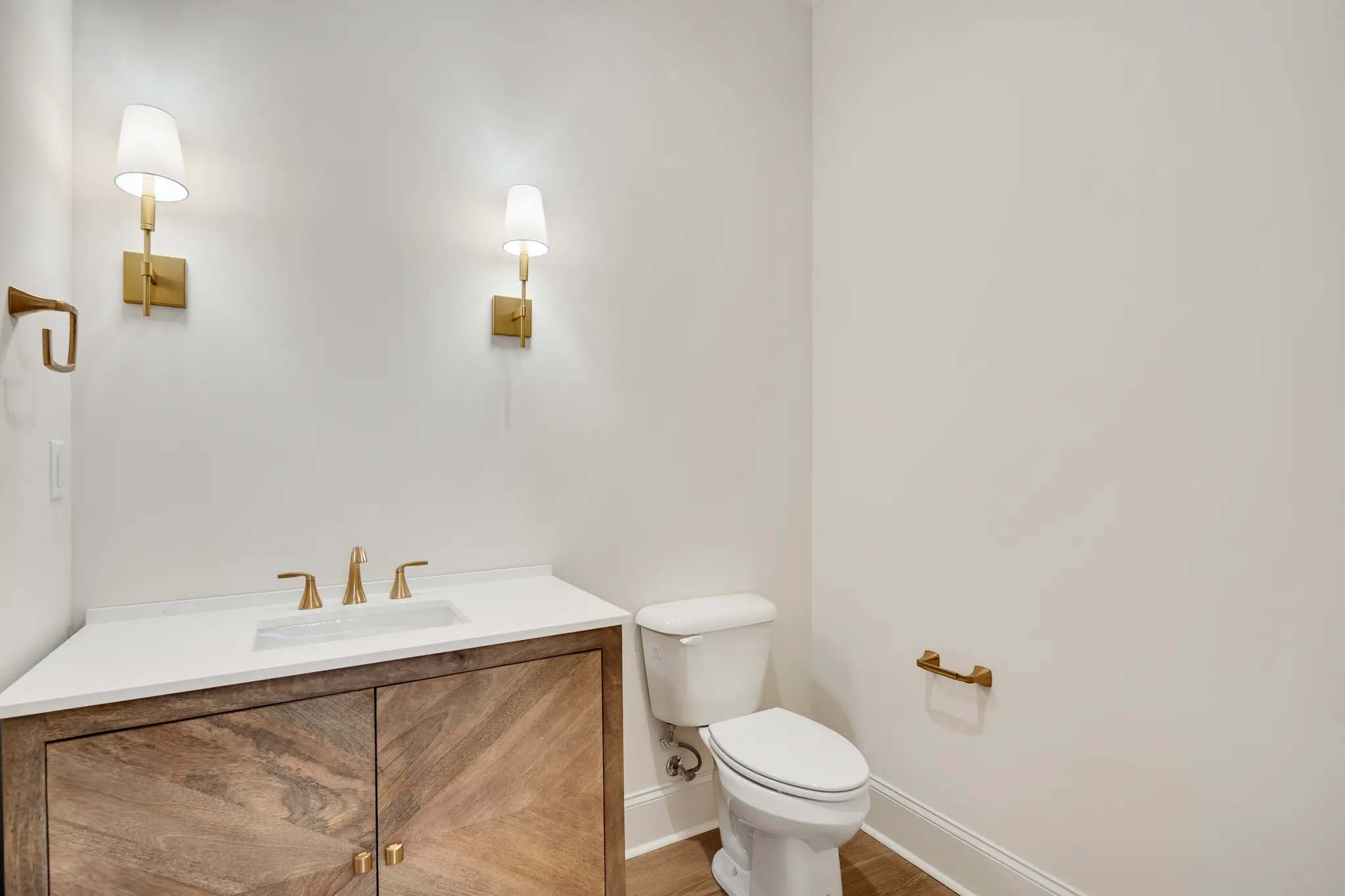 Waverly - Interior Photo 18